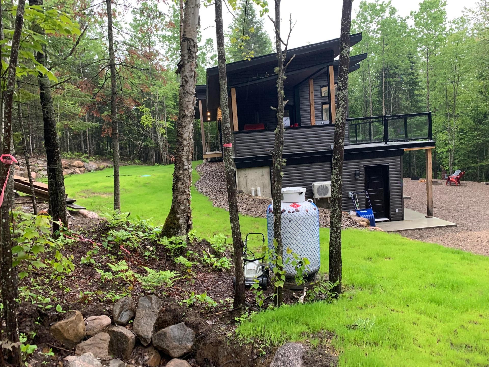 









10


Ch. de la Paix

,
Saint-Michel-des-Saints,




QC
J0K3B0

