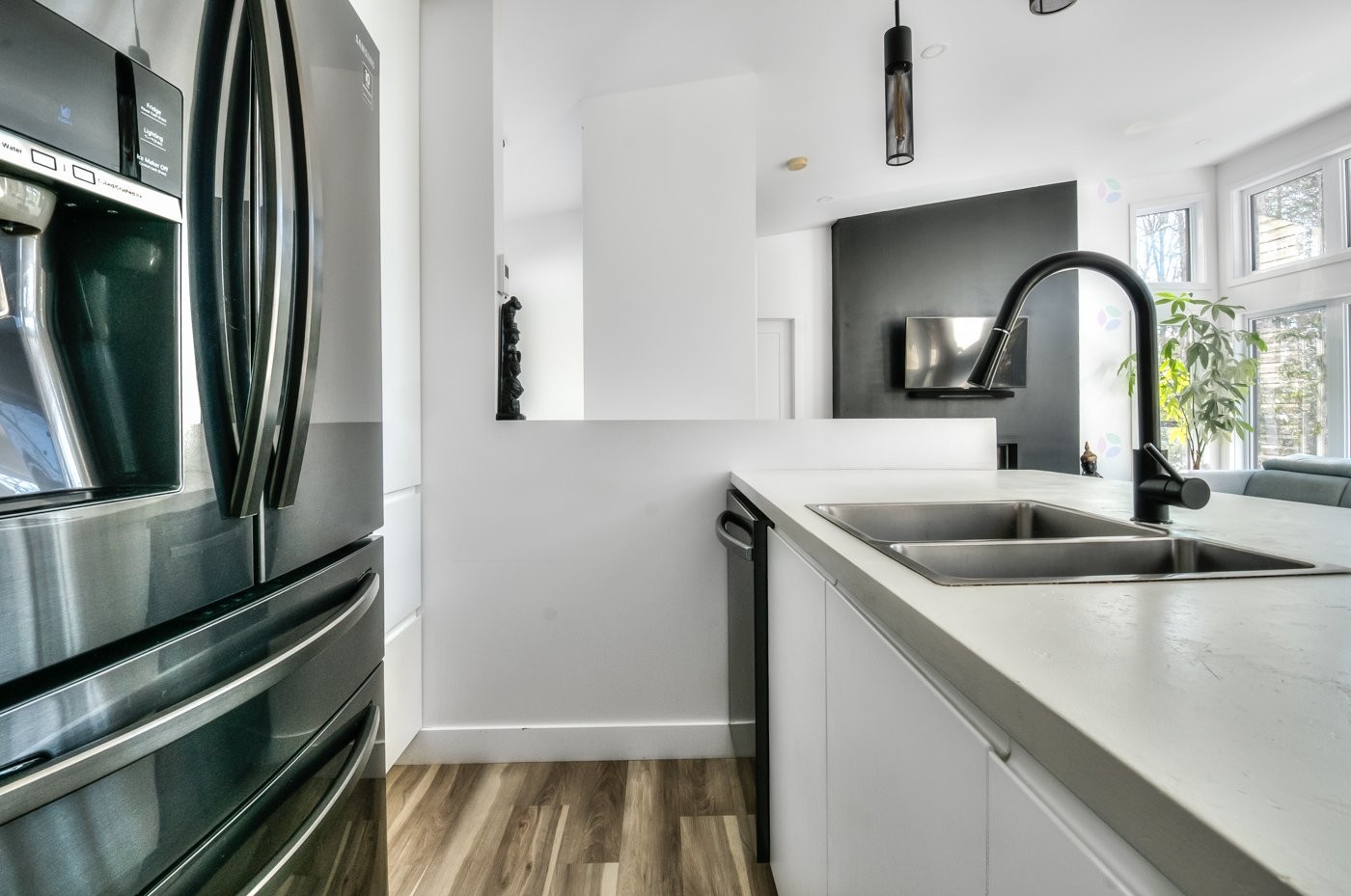 









10


Ch. de la Paix

,
Saint-Michel-des-Saints,




QC
J0K3B0

