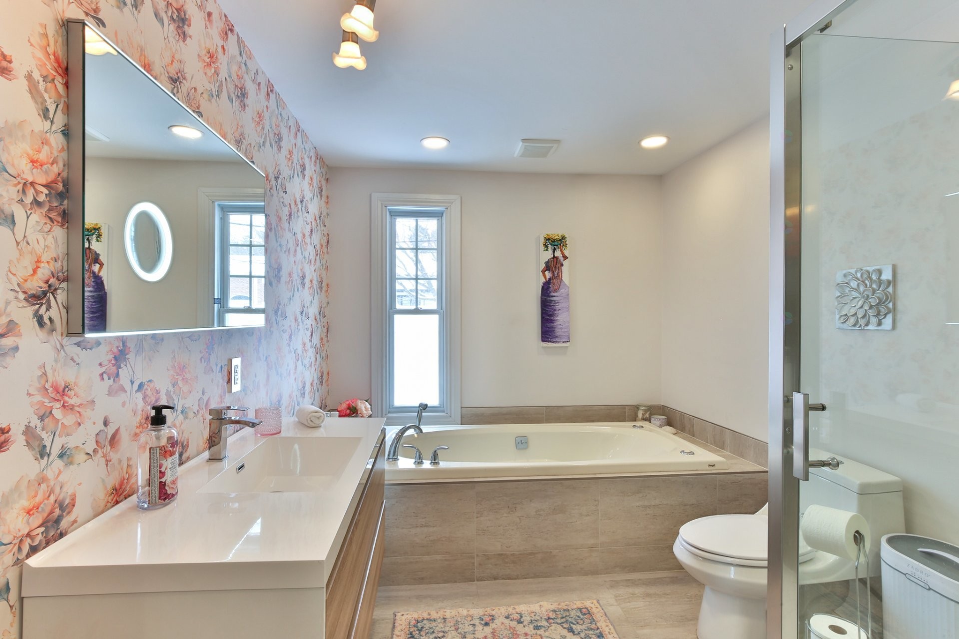 









357


Rue Jean-Talon

,
Saint-Jean-sur-Richelieu,




QC
J2W1M7

