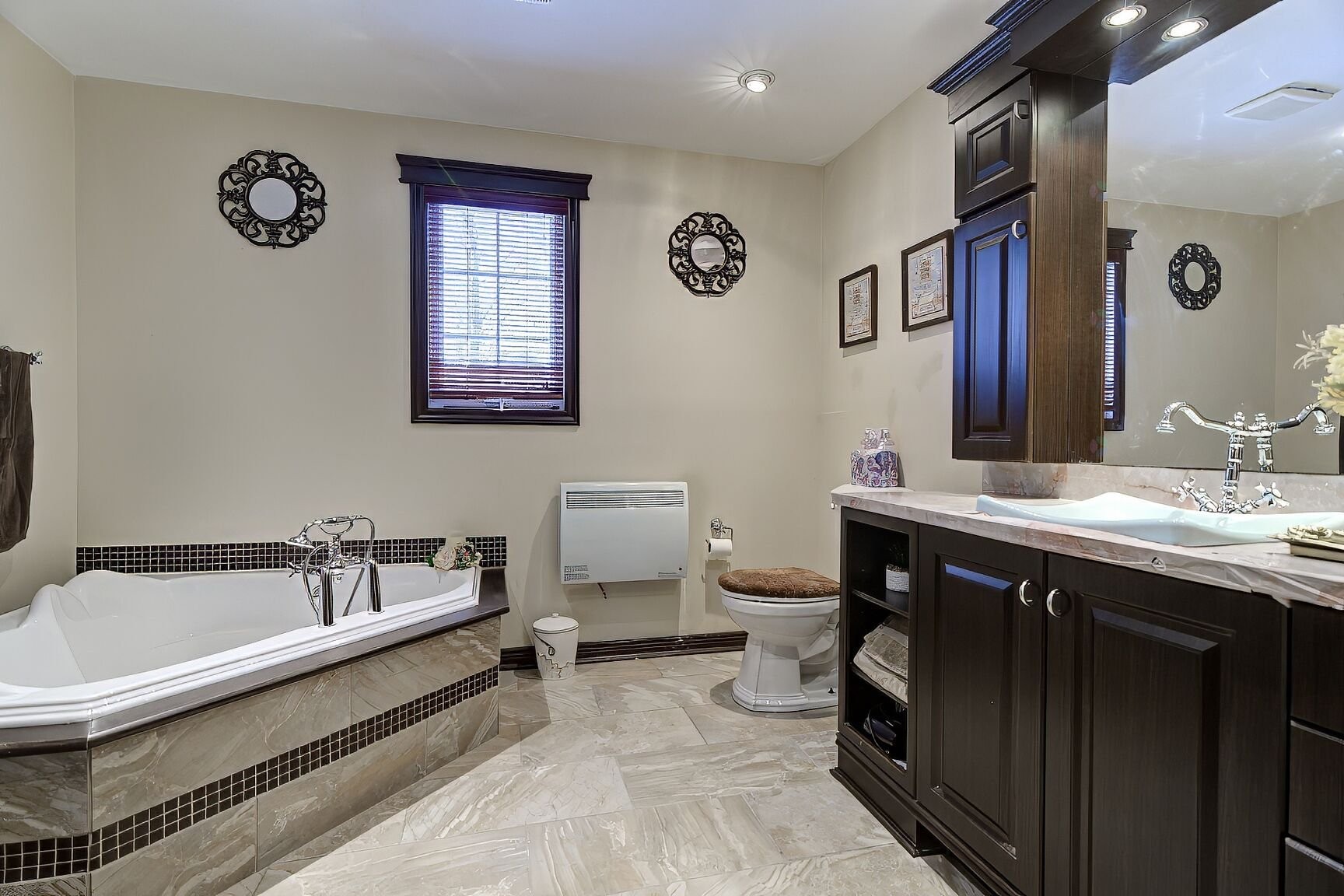 









3261


Rue du Lilas

,
Terrebonne (La Plaine),




QC
J7M1K1

