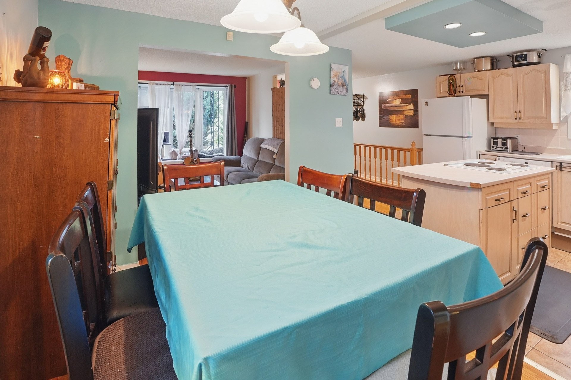 









76


Rue Nicolet

,
Gatineau (Hull),




QC
J8Y2J5

