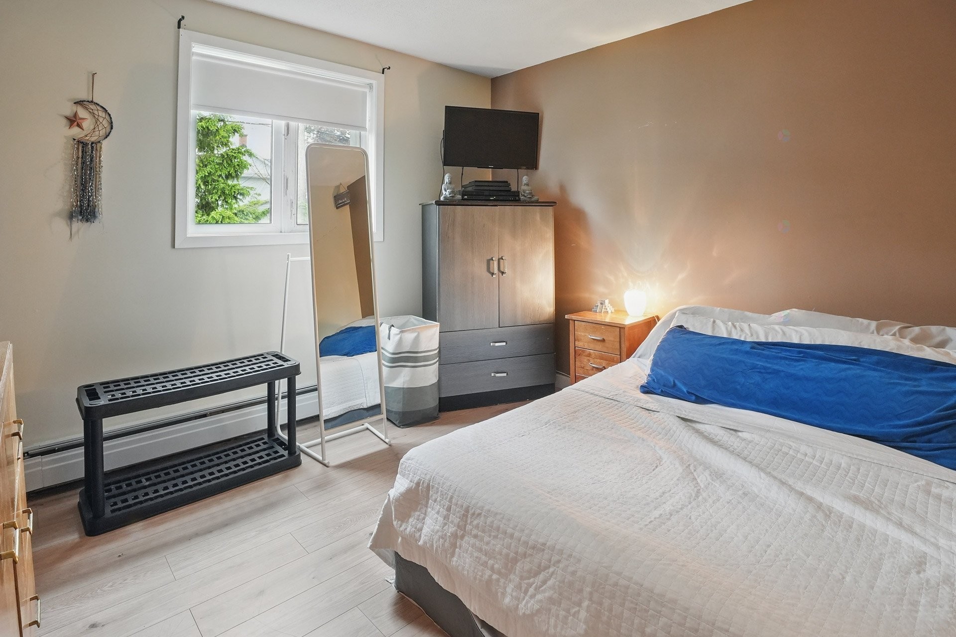 









76


Rue Nicolet

,
Gatineau (Hull),




QC
J8Y2J5

