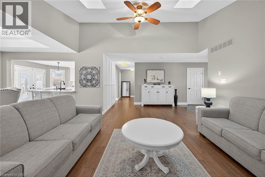 












90 KORTRIGHT Road E

,
Guelph,




Ontario
N1G4N8

