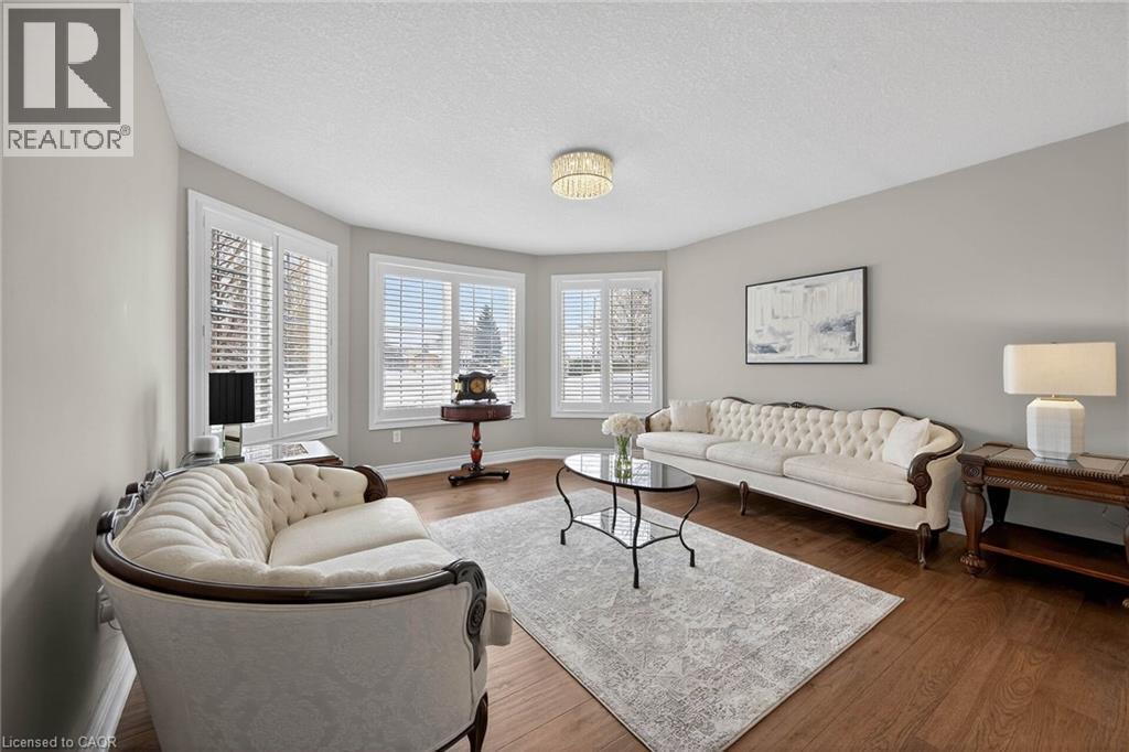 












90 KORTRIGHT Road E

,
Guelph,




Ontario
N1G4N8

