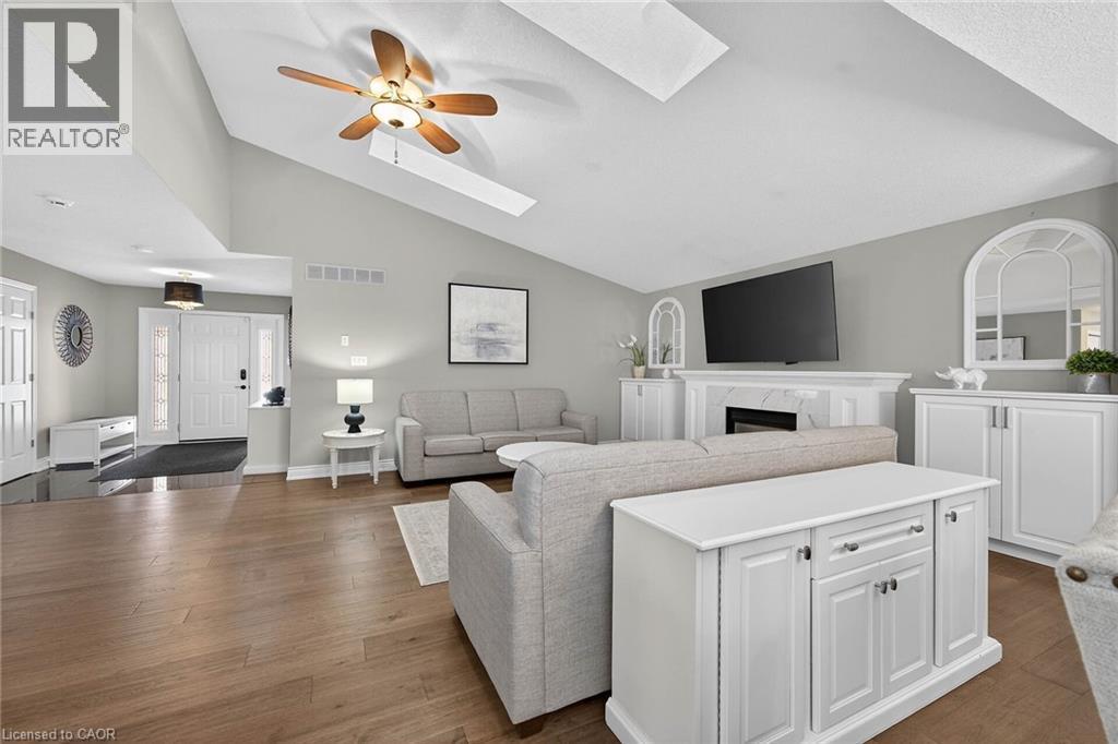 












90 KORTRIGHT Road E

,
Guelph,




Ontario
N1G4N8

