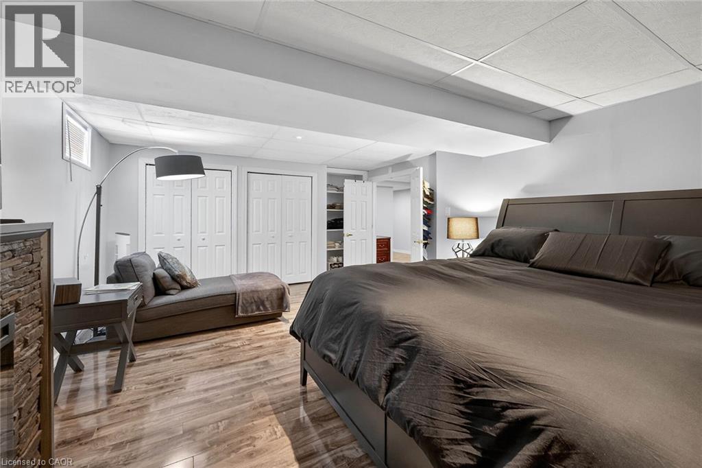 












90 KORTRIGHT Road E

,
Guelph,




Ontario
N1G4N8

