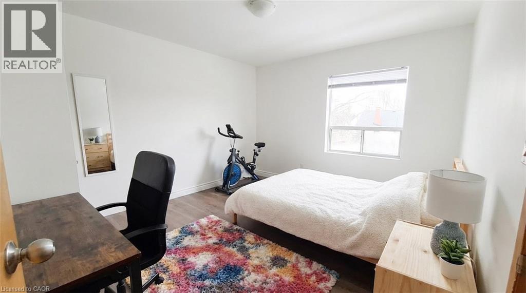 












12 BRIDGEPORT Road E Unit# 22

,
Waterloo,




Ontario
N2J2J3

