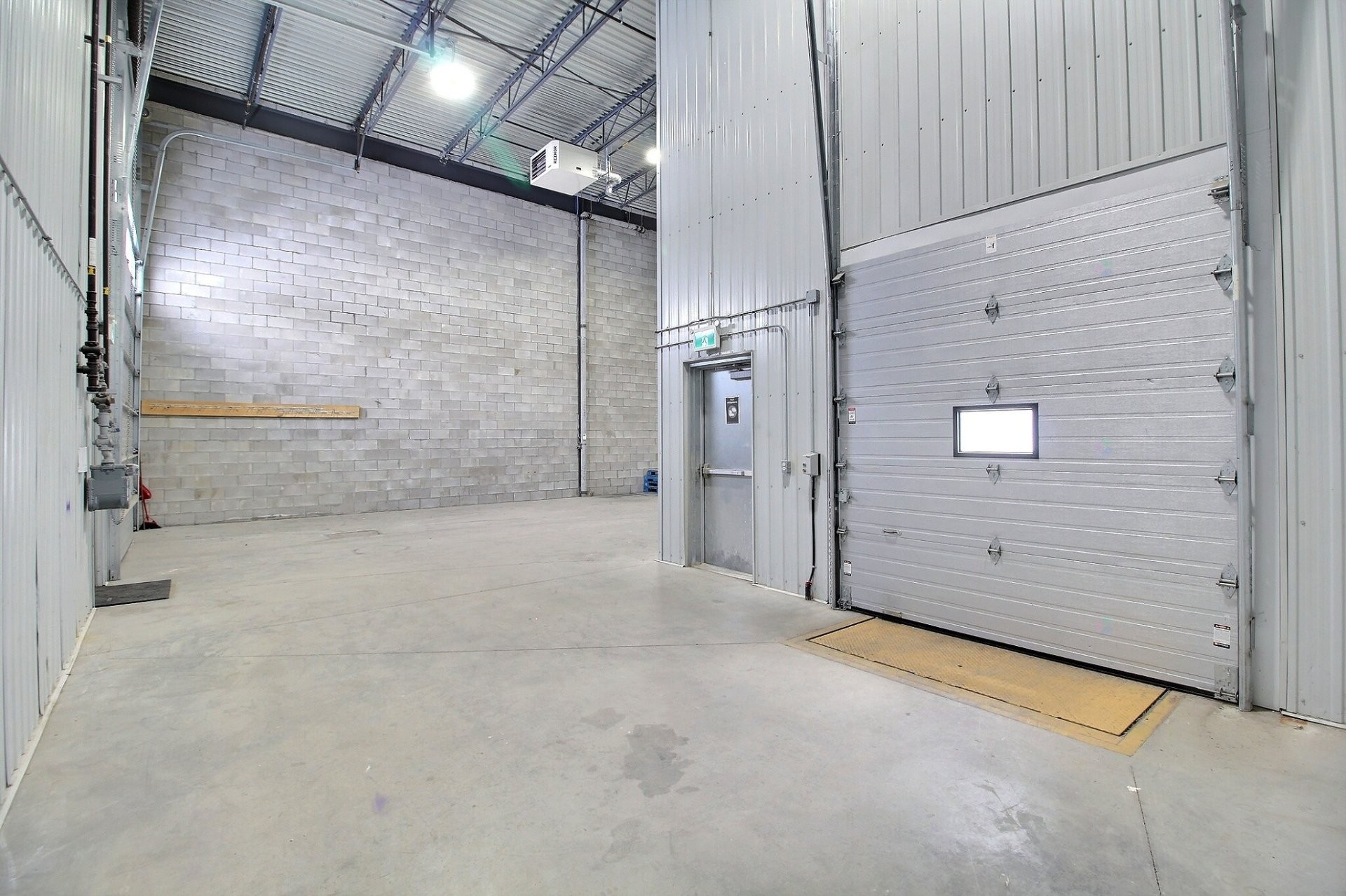 









2171


Rue Tanguay

,
Magog,




QC
J1X5Y5

