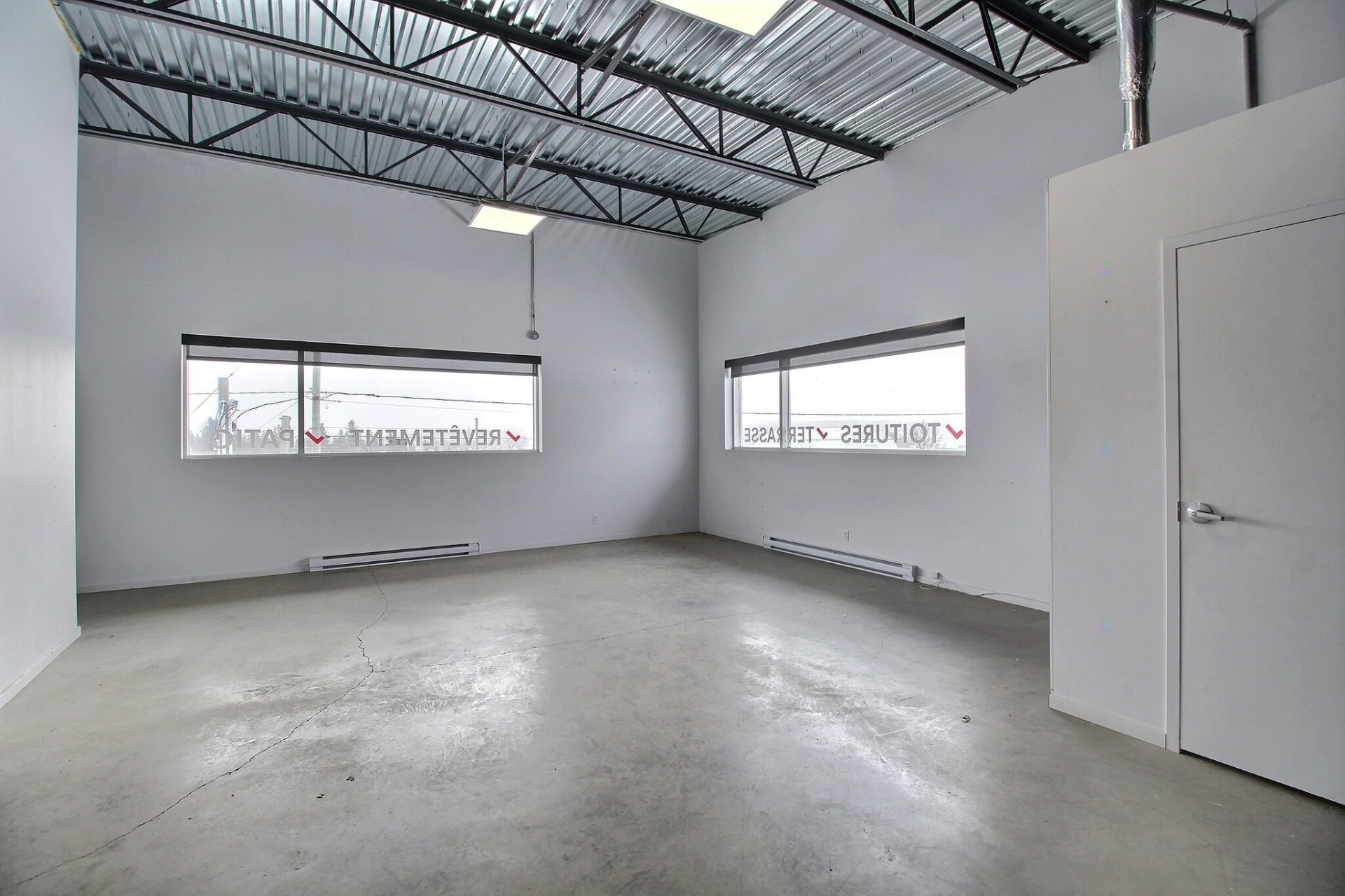 









2171


Rue Tanguay

,
Magog,




QC
J1X5Y5

