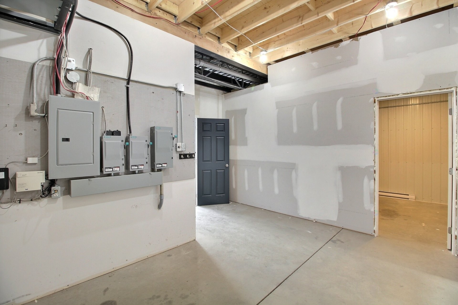 









2171


Rue Tanguay

,
Magog,




QC
J1X5Y5

