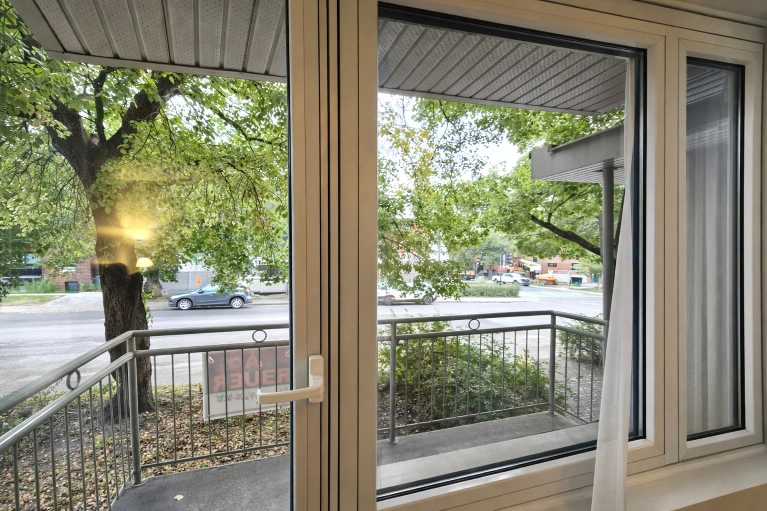









5365


Av. Victoria

, 102,
Montréal (Côte-des-Neiges/Notre-Dame-de-Grâce),




QC
H3W2P2

