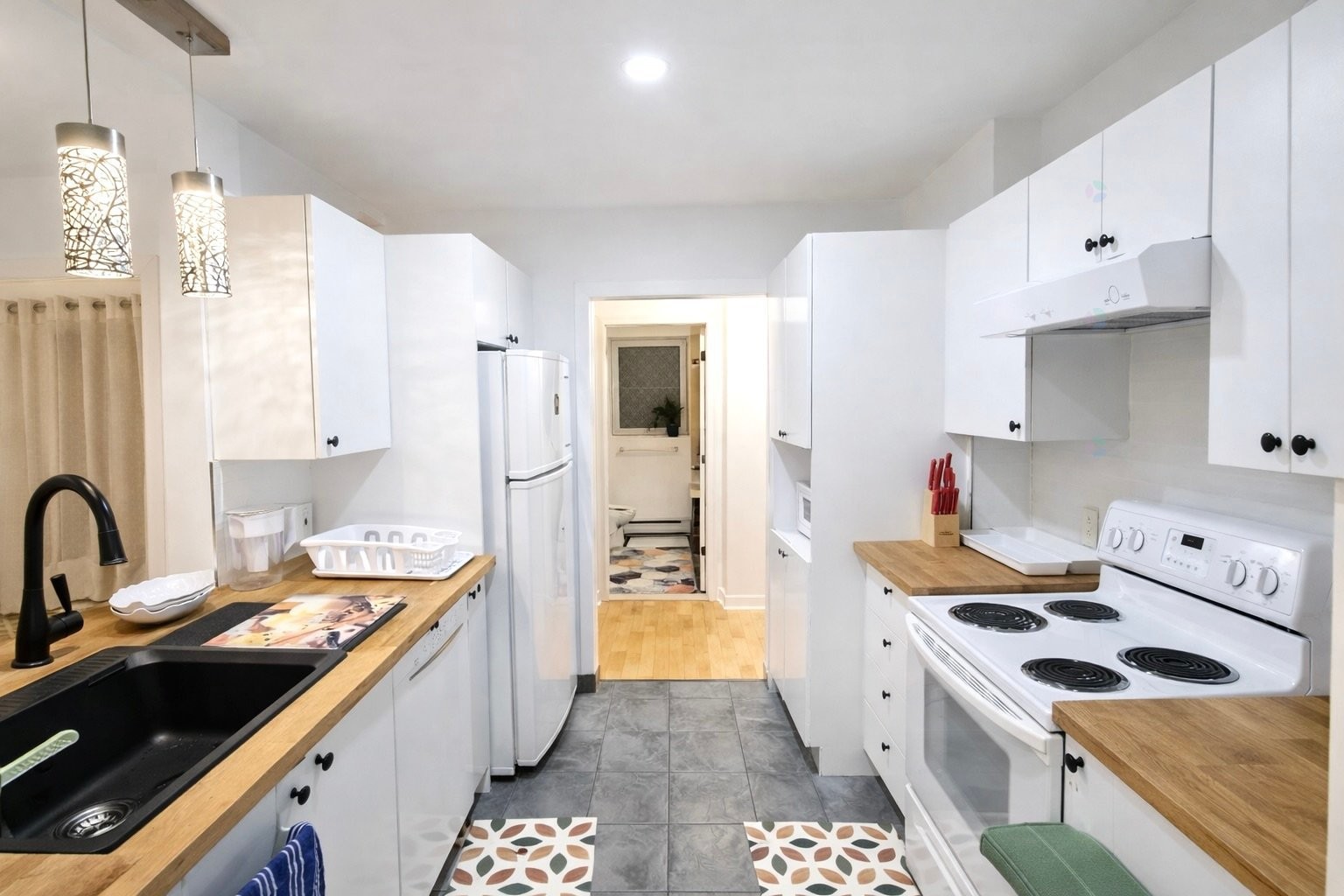 









5365


Av. Victoria

, 102,
Montréal (Côte-des-Neiges/Notre-Dame-de-Grâce),




QC
H3W2P2

