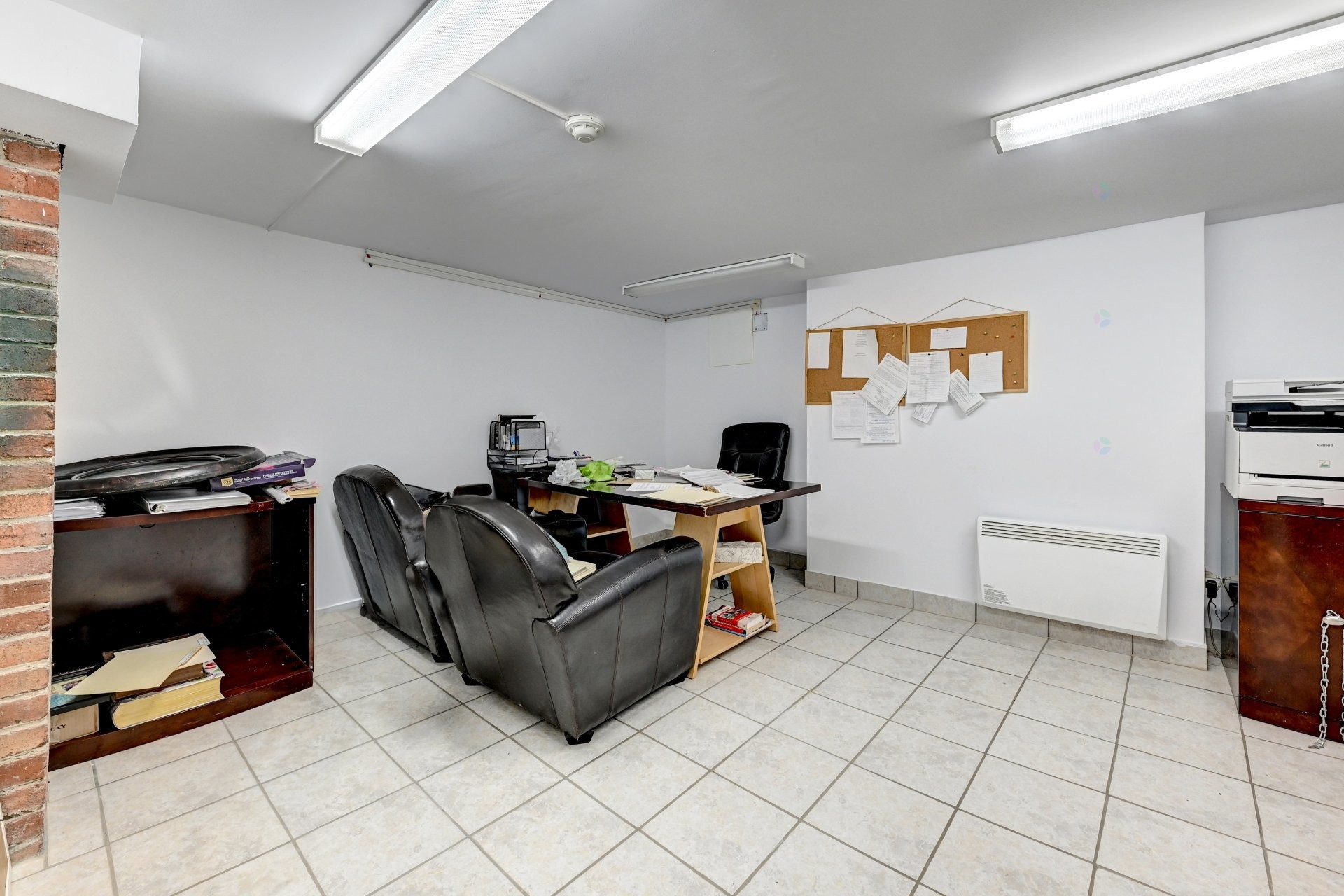 









6930

 - 6932


Rue Sherbrooke O.

,
Montréal (Côte-des-Neiges/Notre-Dame-de-Grâce),




QC
H4B1P9

