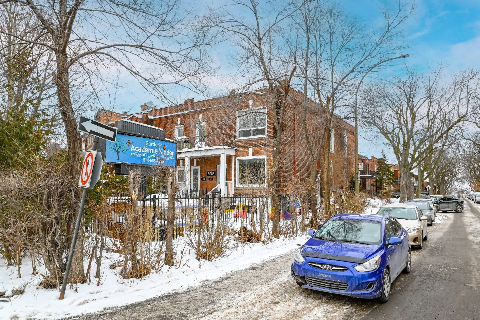 









6930

 - 6932


Rue Sherbrooke O.

,
Montréal (Côte-des-Neiges/Notre-Dame-de-Grâce),




QC
H4B1P9

