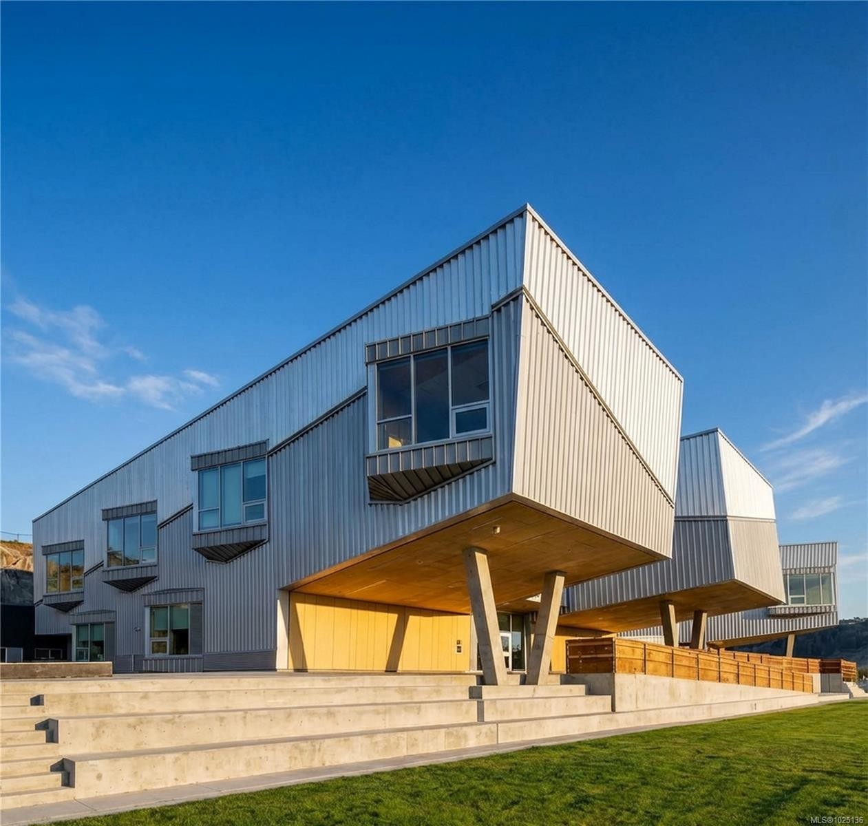 









2727


Celestial

Crt,
Langford,




BC
V9B 3R6

