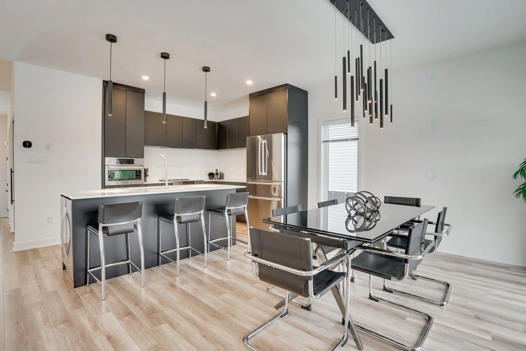 









319


Rue de la Sève

,
Gatineau (Gatineau),




QC
J8V0L2

