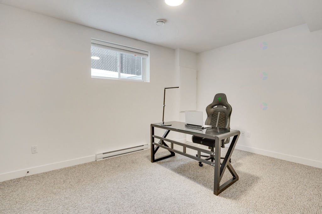 









319


Rue de la Sève

,
Gatineau (Gatineau),




QC
J8V0L2

