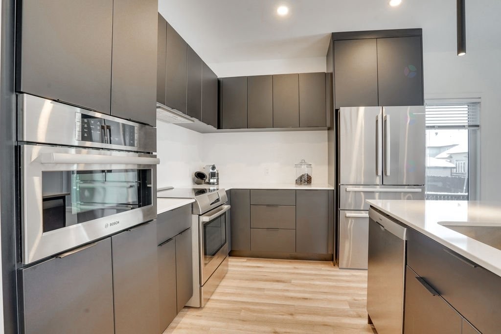 









319


Rue de la Sève

,
Gatineau (Gatineau),




QC
J8V0L2

