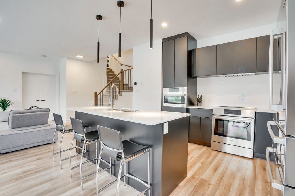 









319


Rue de la Sève

,
Gatineau (Gatineau),




QC
J8V0L2

