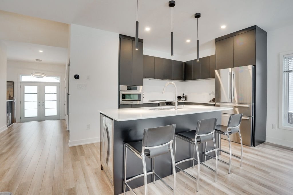 









319


Rue de la Sève

,
Gatineau (Gatineau),




QC
J8V0L2

