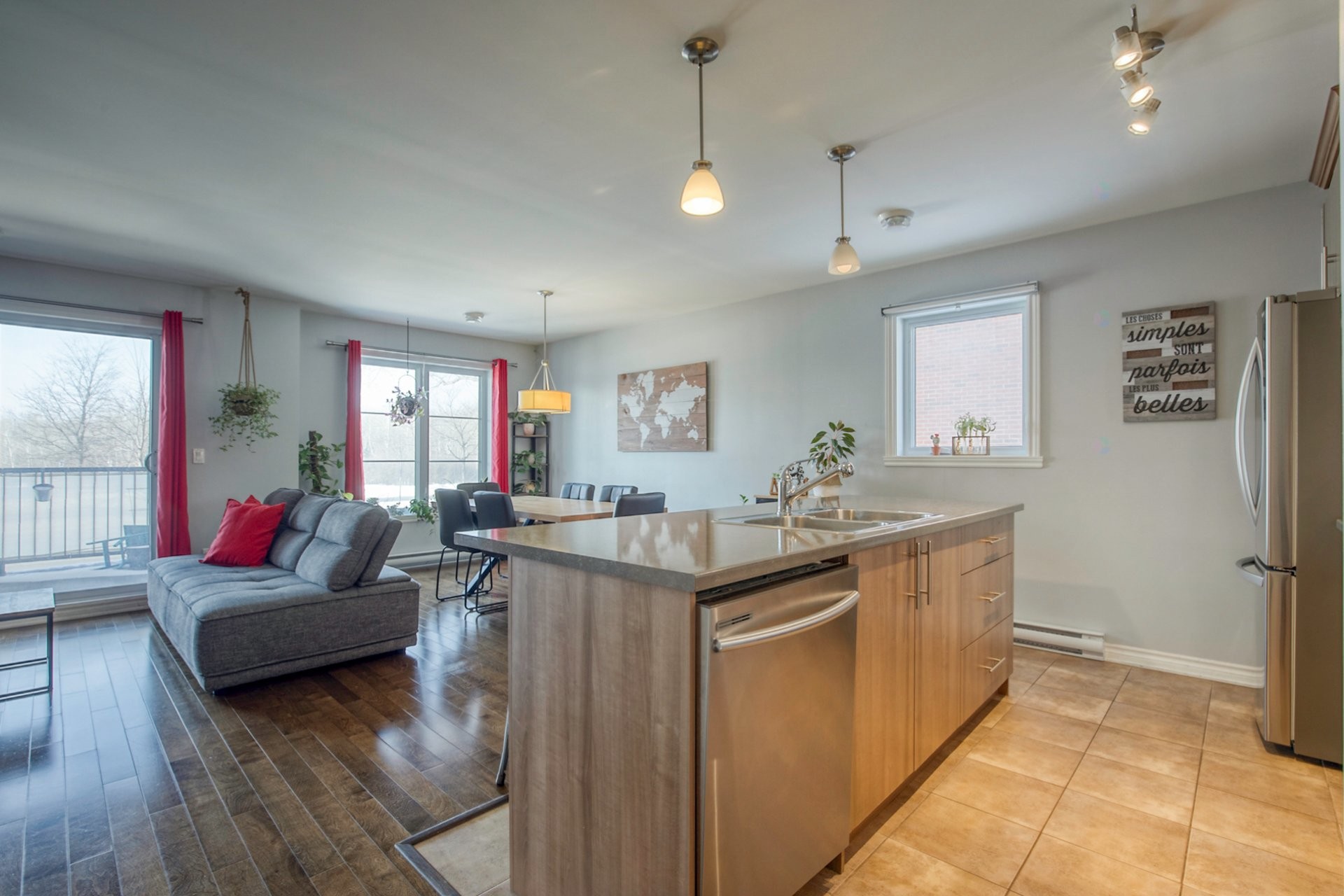 









7220


Boul. Cousineau

, 3,
Longueuil (Saint-Hubert),




QC
J3Y0H9

