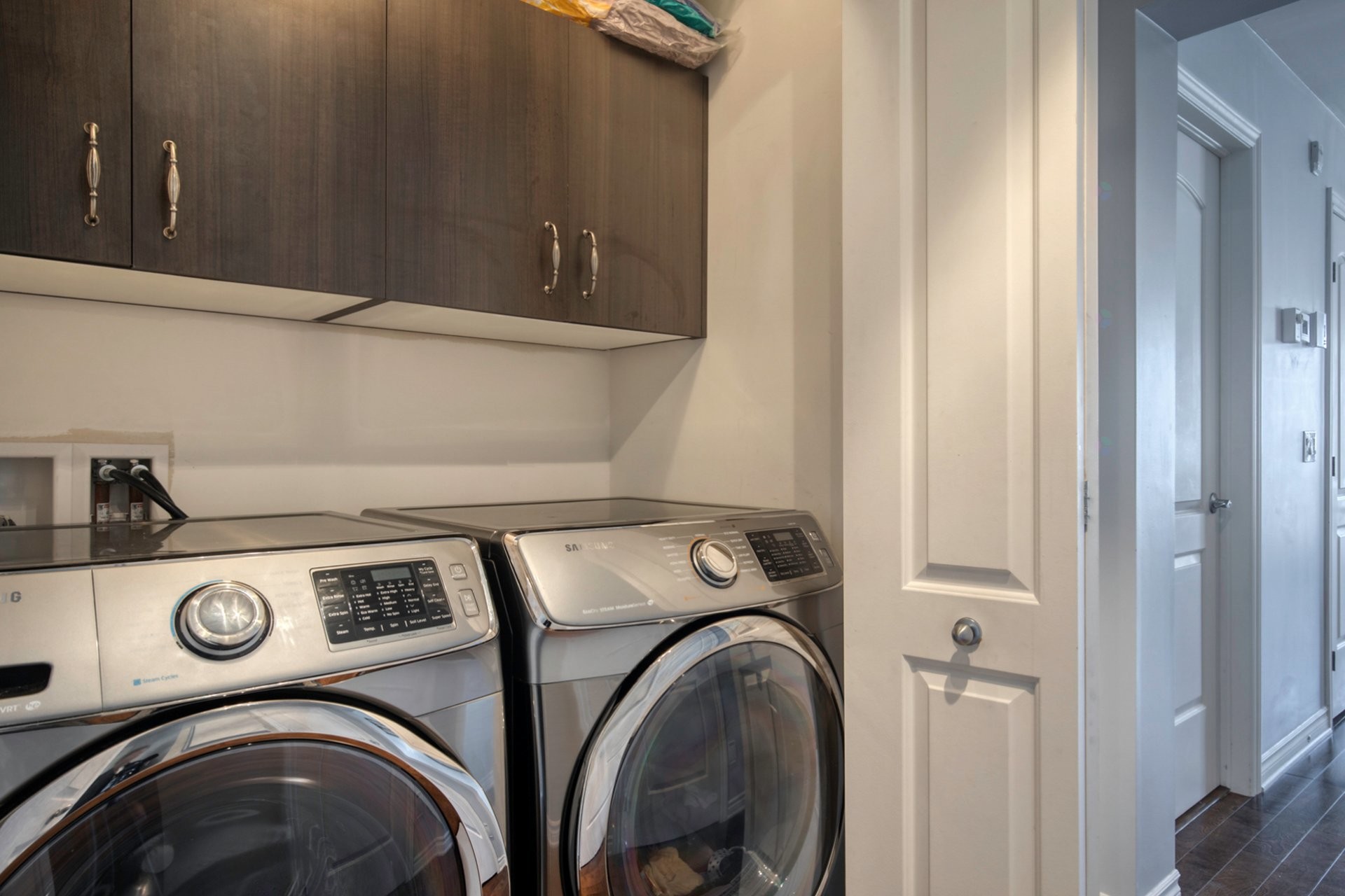 









7220


Boul. Cousineau

, 3,
Longueuil (Saint-Hubert),




QC
J3Y0H9

