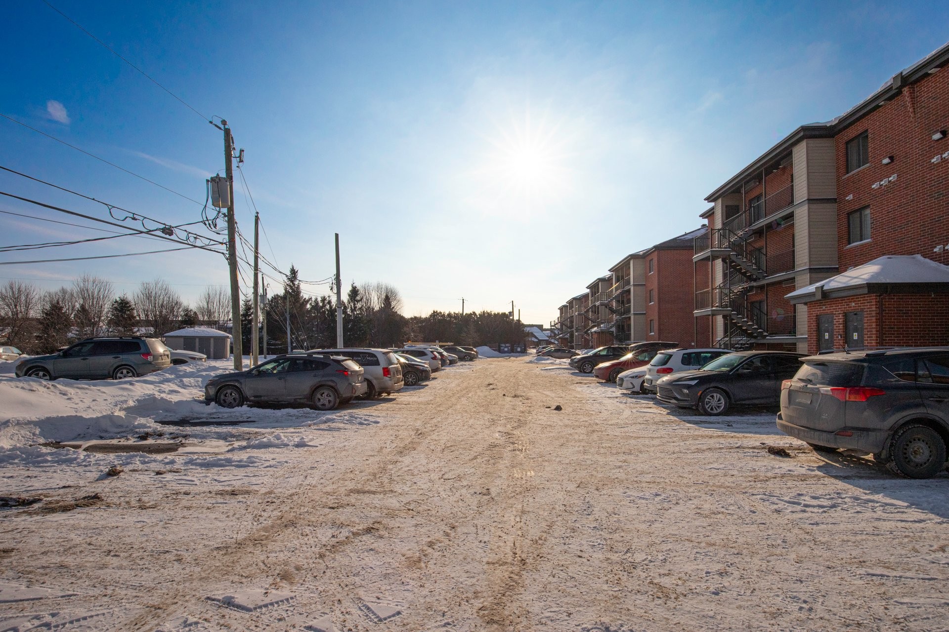 









7220


Boul. Cousineau

, 3,
Longueuil (Saint-Hubert),




QC
J3Y0H9

