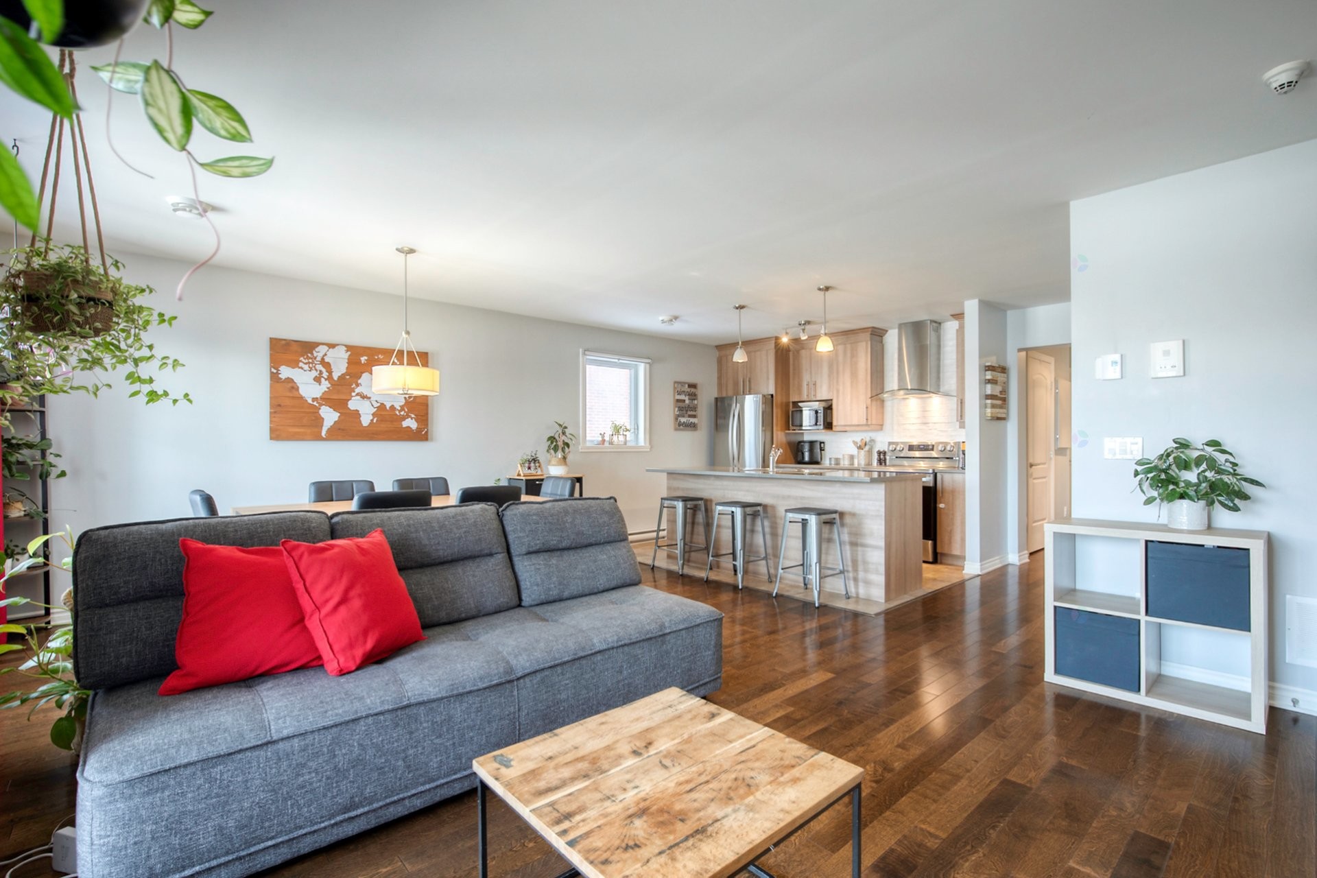 









7220


Boul. Cousineau

, 3,
Longueuil (Saint-Hubert),




QC
J3Y0H9

