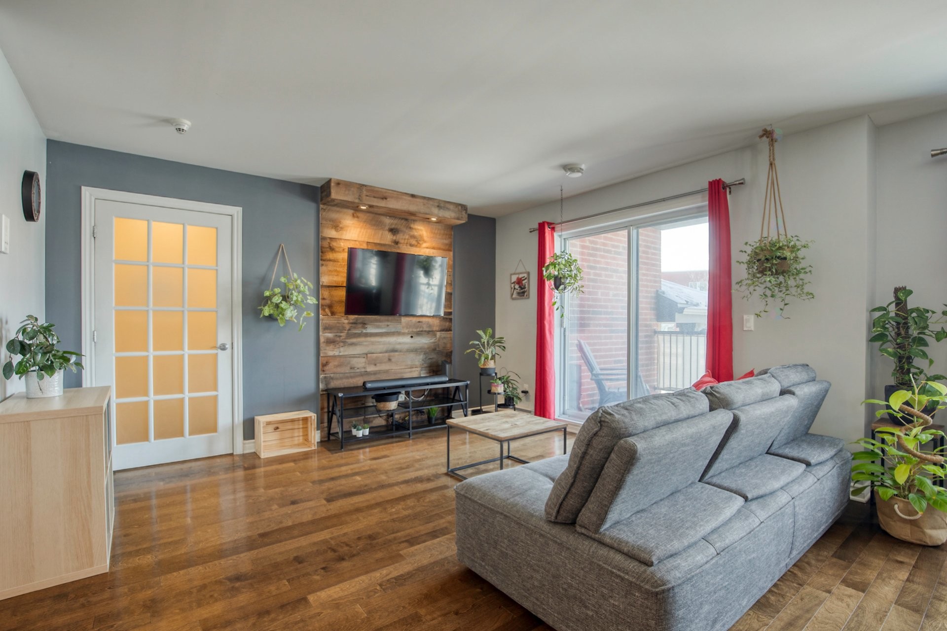 









7220


Boul. Cousineau

, 3,
Longueuil (Saint-Hubert),




QC
J3Y0H9

