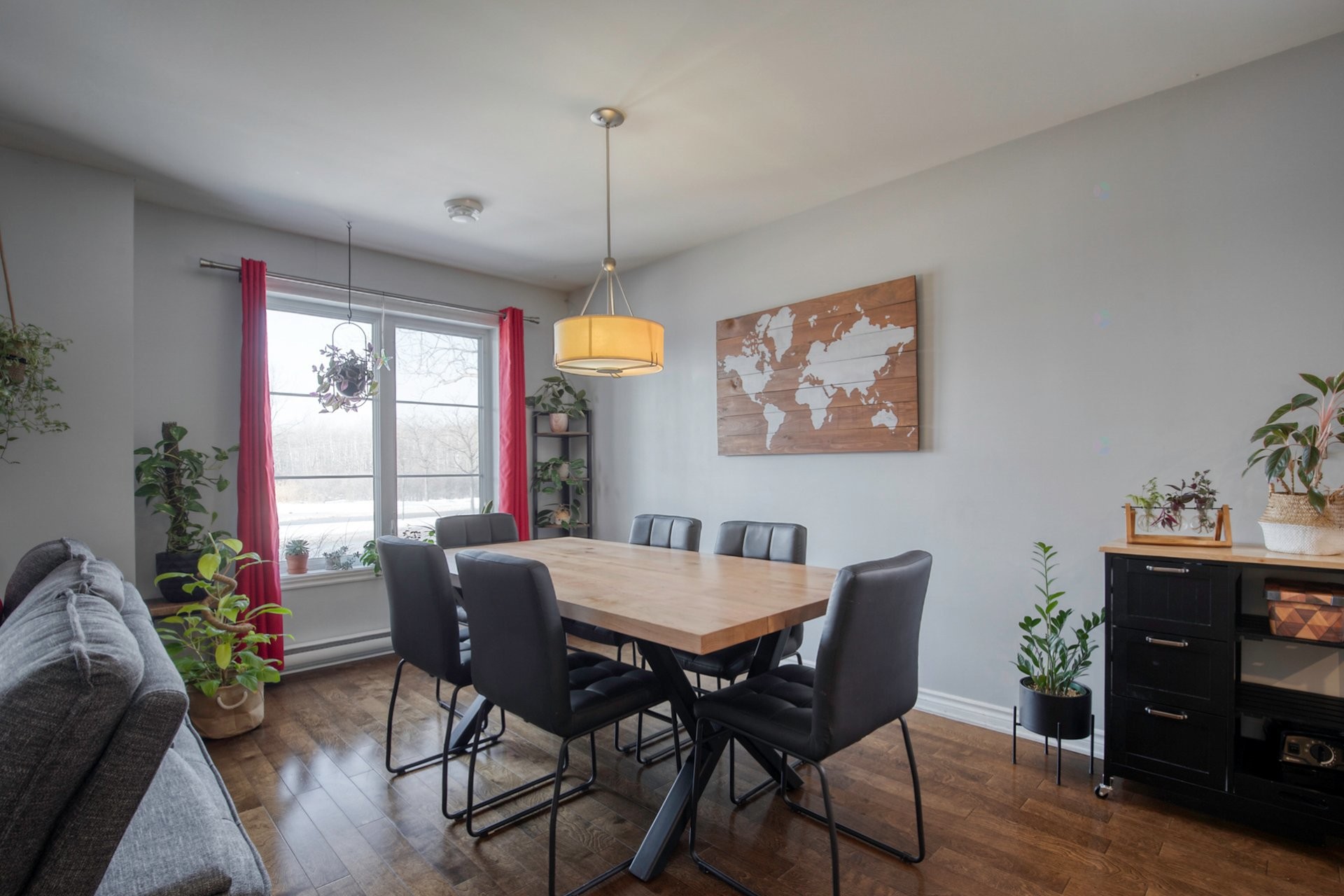 









7220


Boul. Cousineau

, 3,
Longueuil (Saint-Hubert),




QC
J3Y0H9

