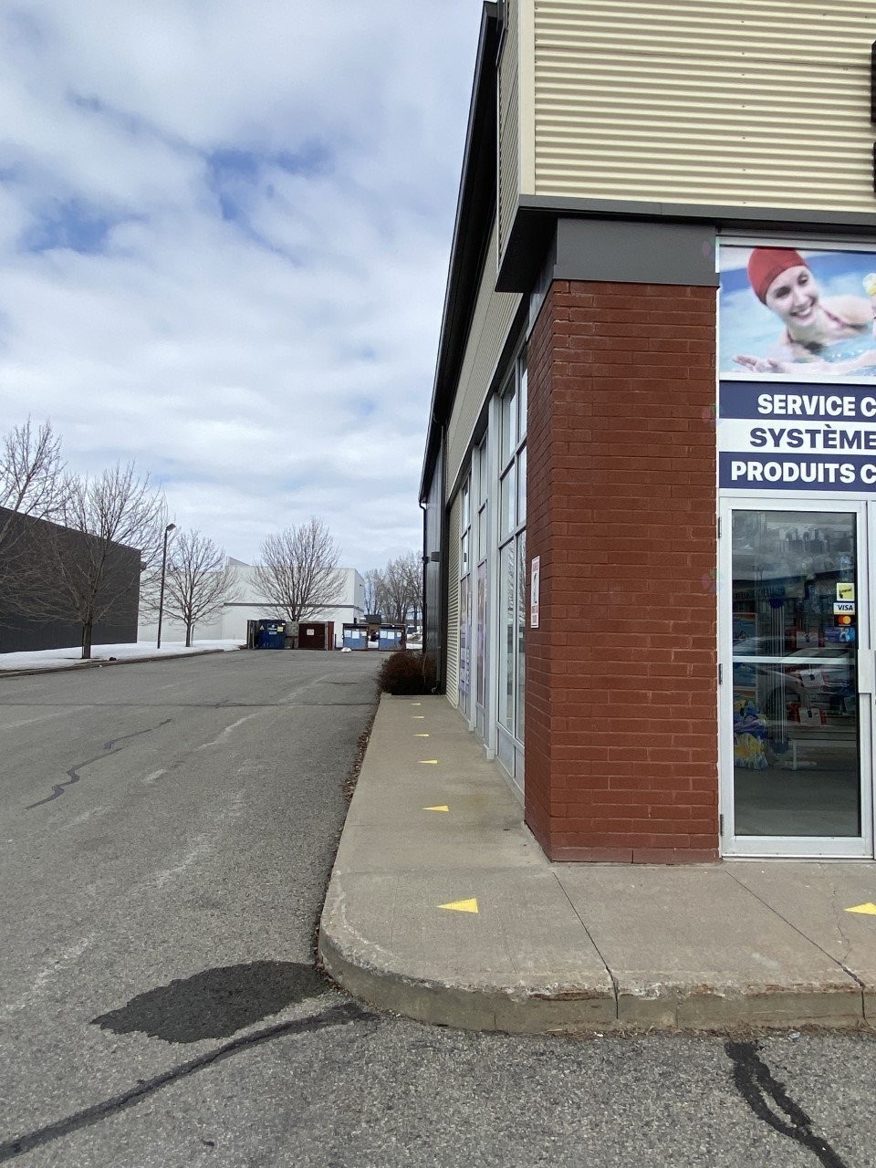 









450


Rue du Parc

, 114,
Saint-Eustache,




QC
J7R7G6

