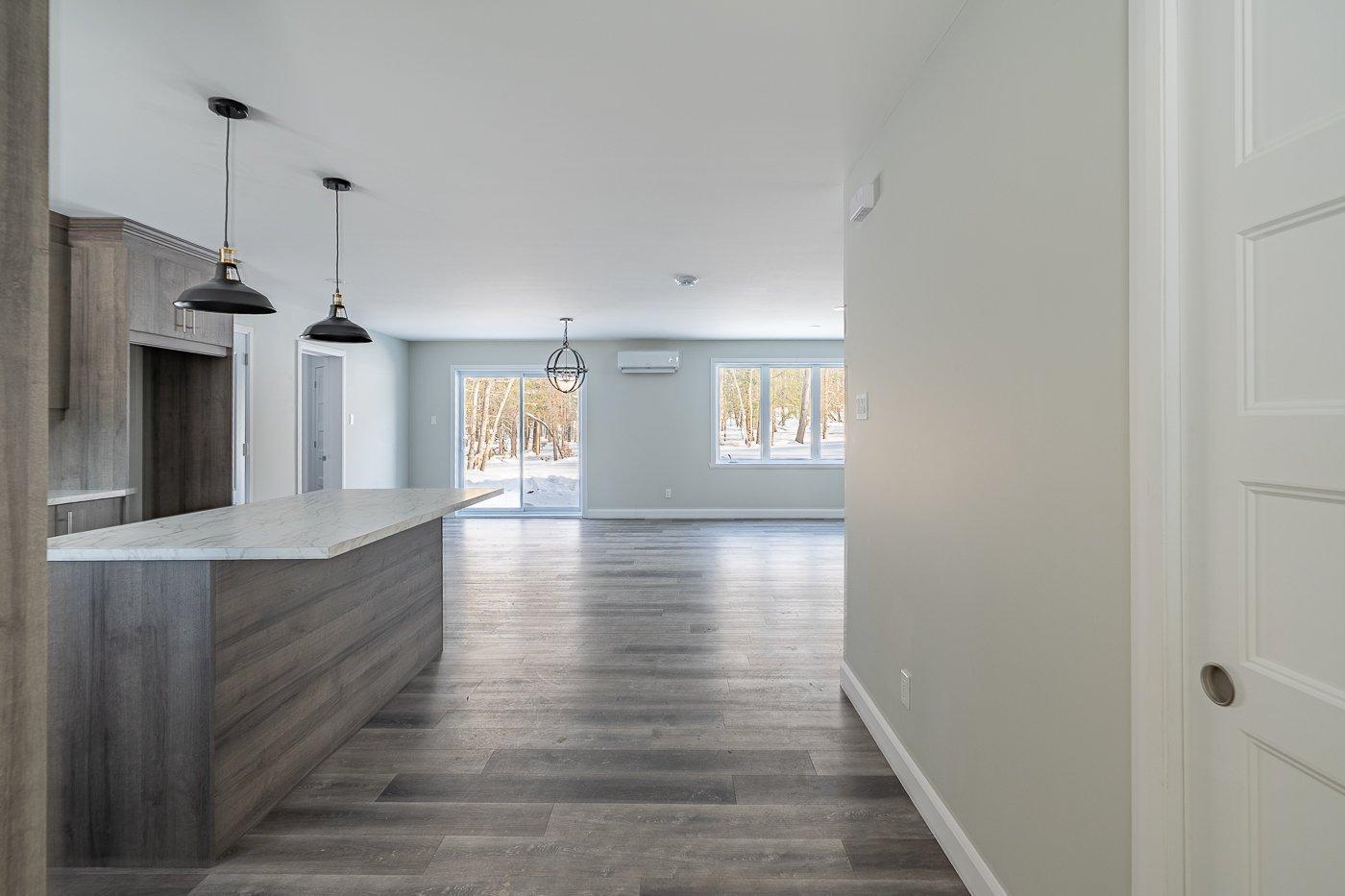 









113


Rue des Ruisseaux

,
Val-des-Sources,




QC
J1T0B2

