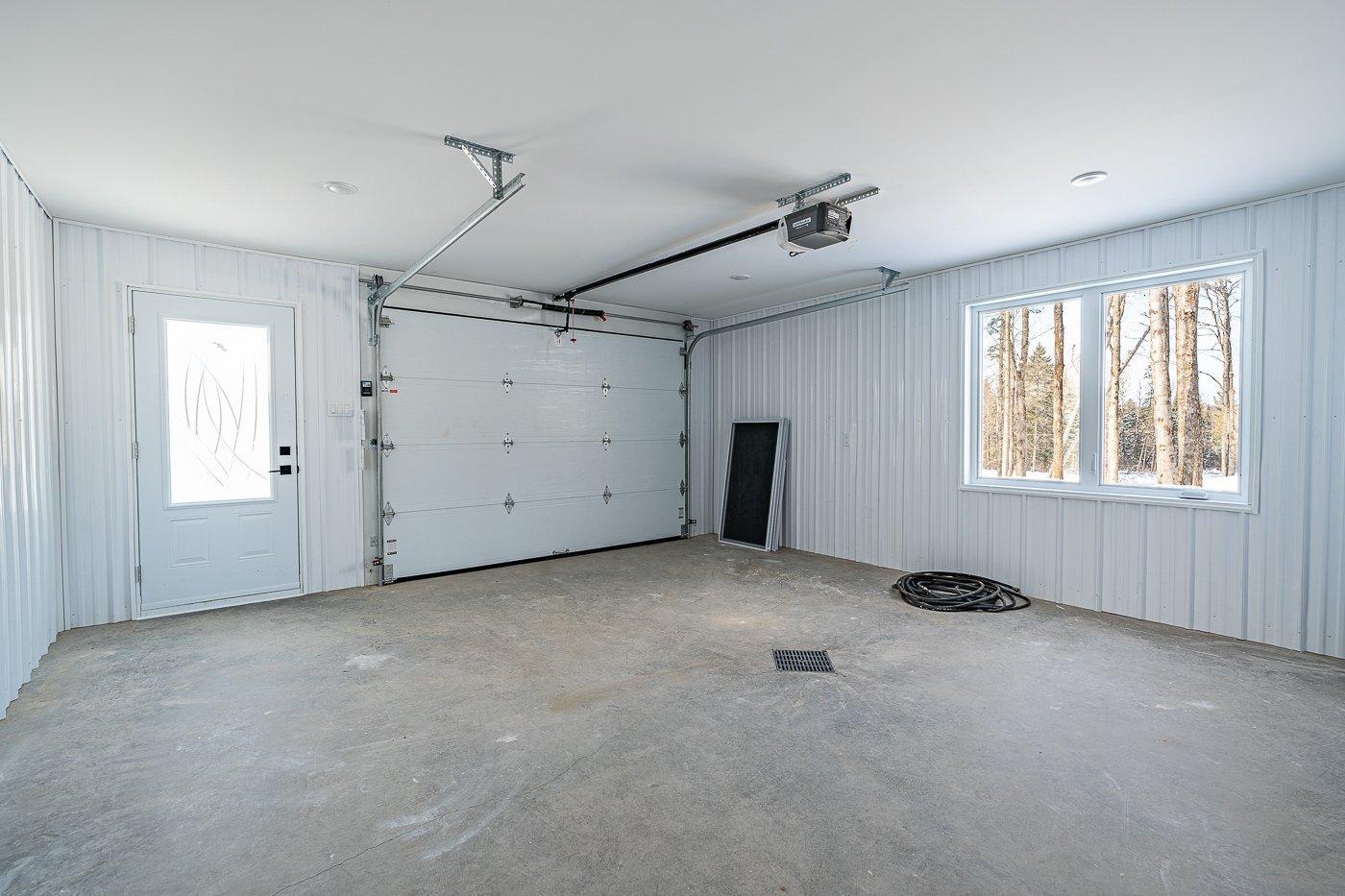 









113


Rue des Ruisseaux

,
Val-des-Sources,




QC
J1T0B2

