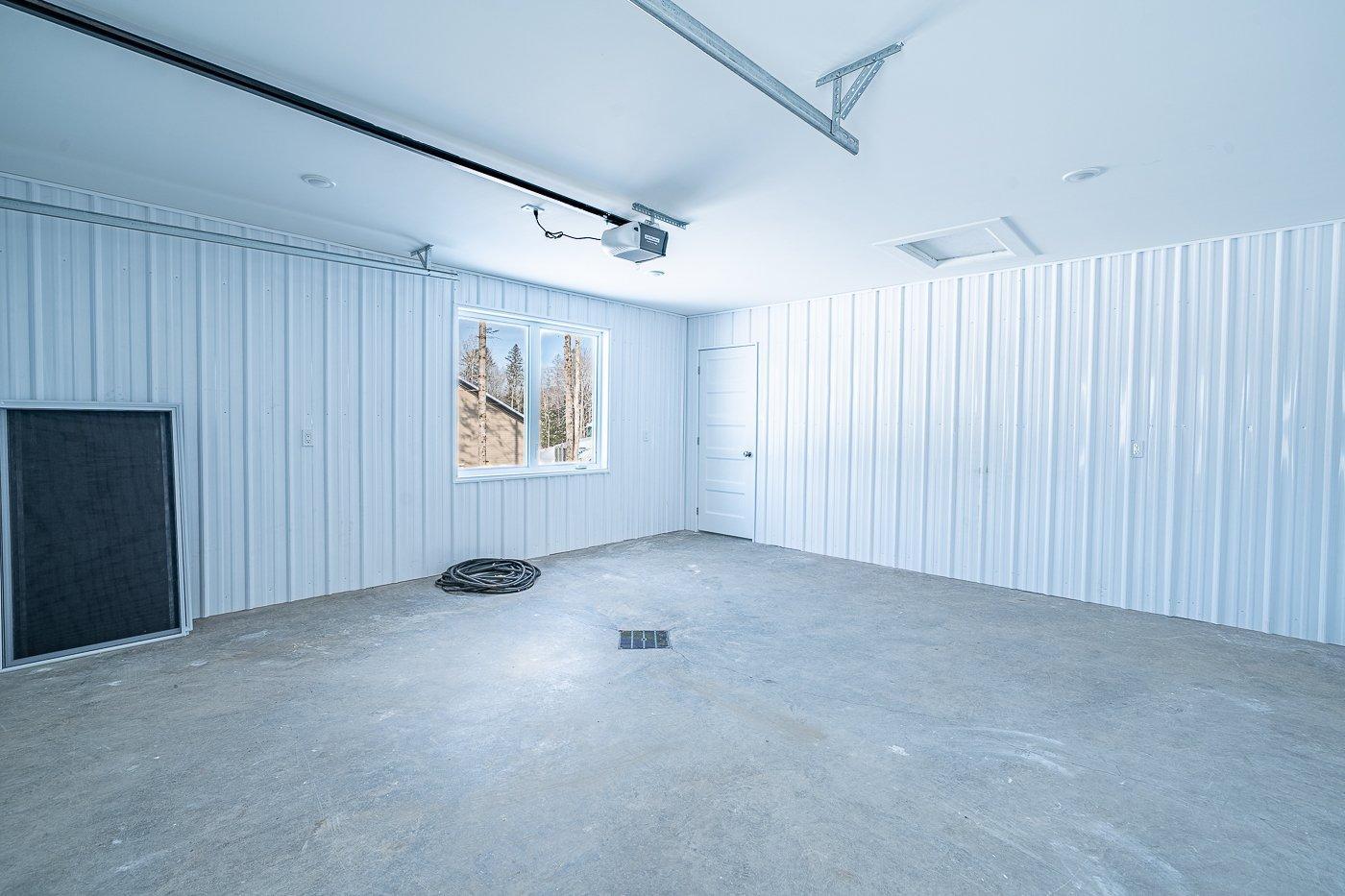 









113


Rue des Ruisseaux

,
Val-des-Sources,




QC
J1T0B2

