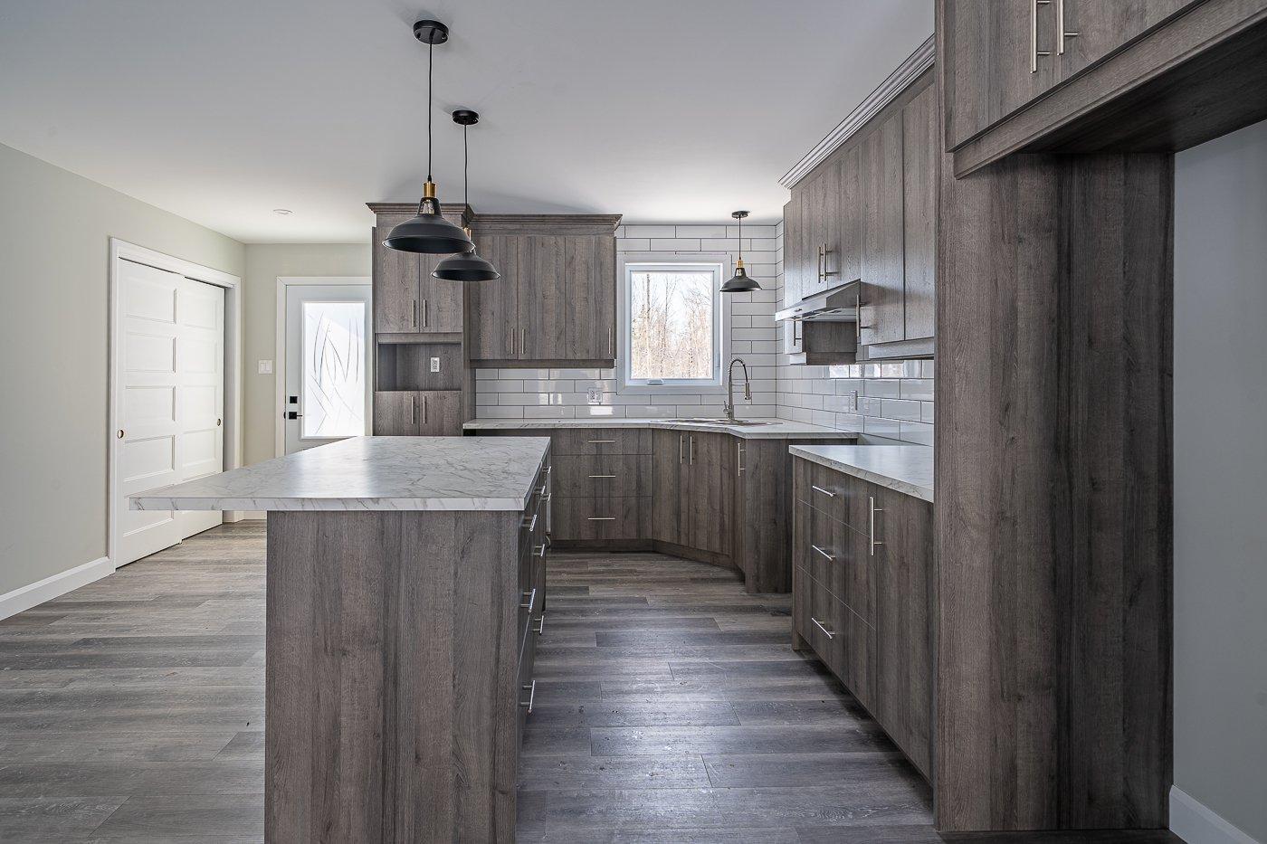 









113


Rue des Ruisseaux

,
Val-des-Sources,




QC
J1T0B2

