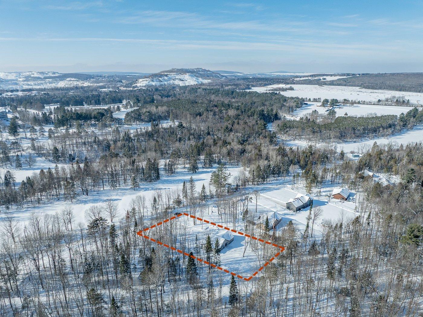 









113


Rue des Ruisseaux

,
Val-des-Sources,




QC
J1T0B2

