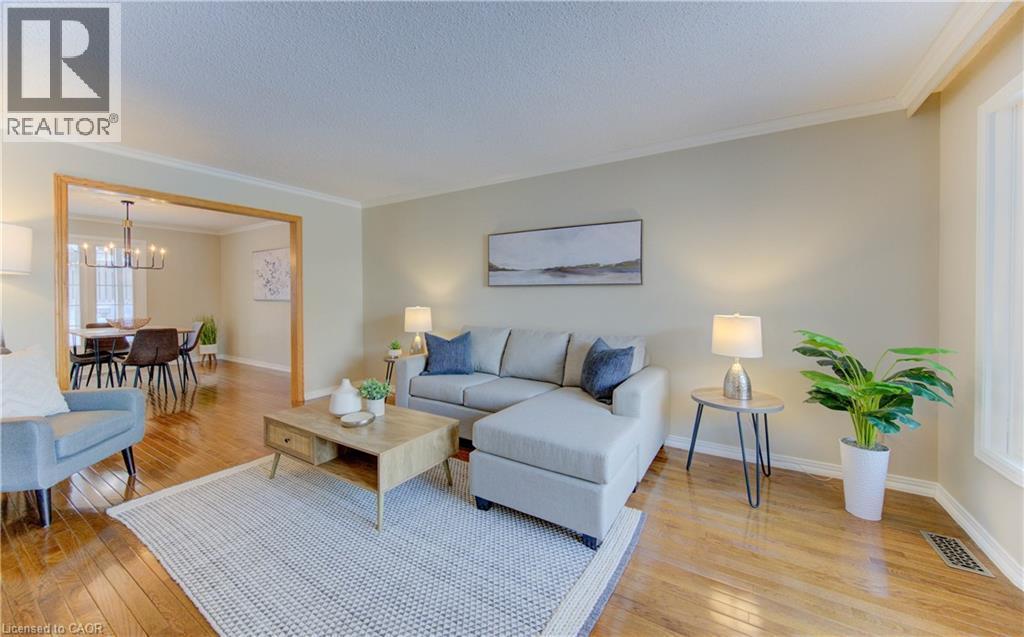 












21 SANDCLIFFE Place

,
Waterloo,




Ontario
N2T1A8

