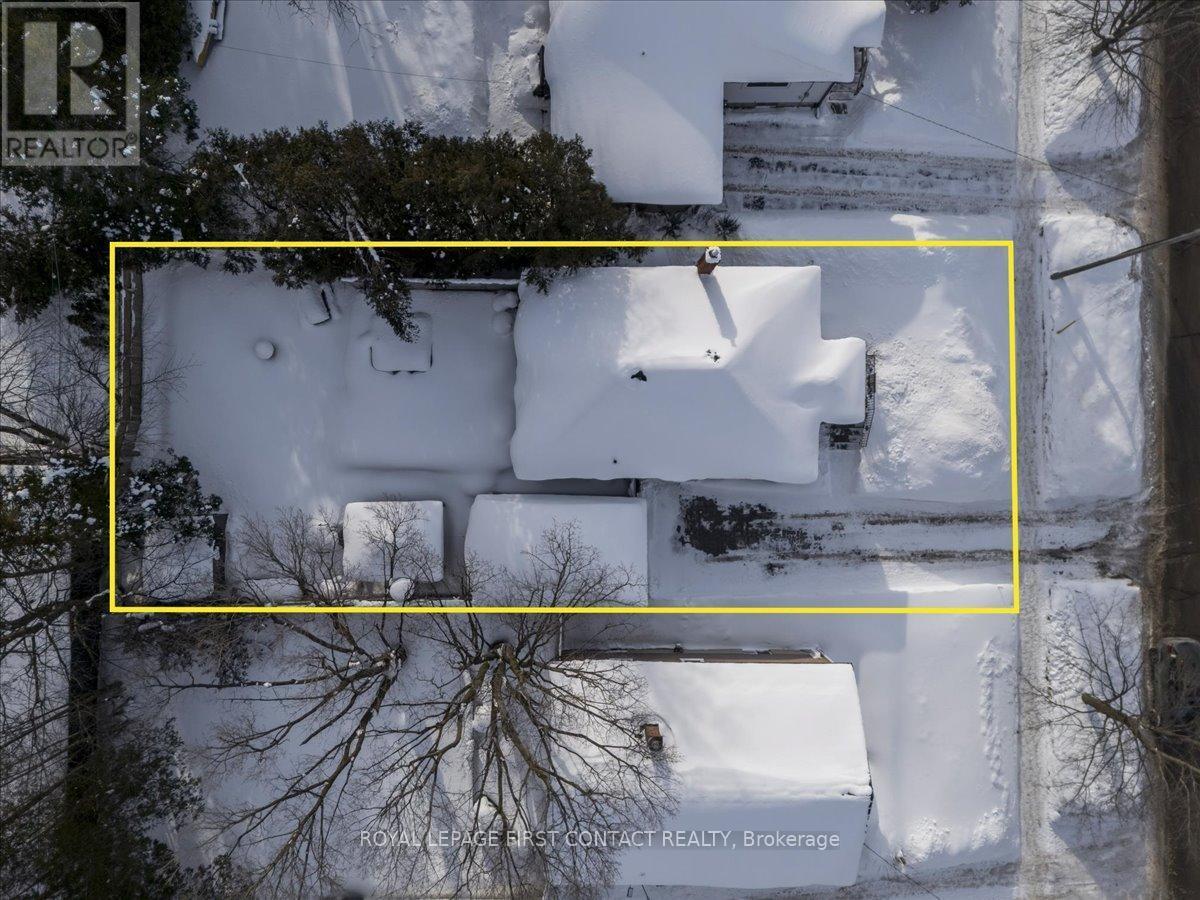 












159 CODRINGTON STREET

,
Barrie,




Ontario
L4M1R9

