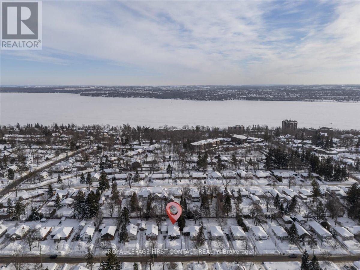 












159 CODRINGTON STREET

,
Barrie,




Ontario
L4M1R9

