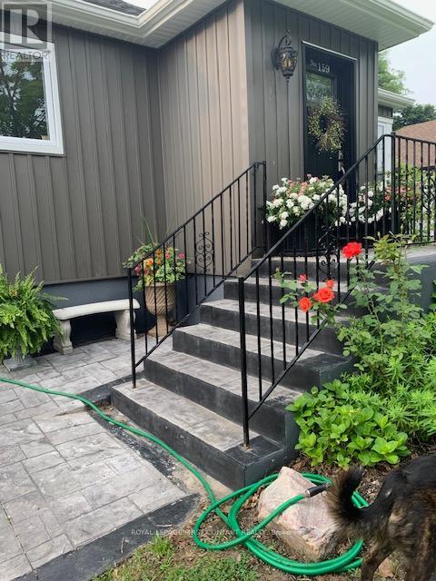 












159 CODRINGTON STREET

,
Barrie,




Ontario
L4M1R9

