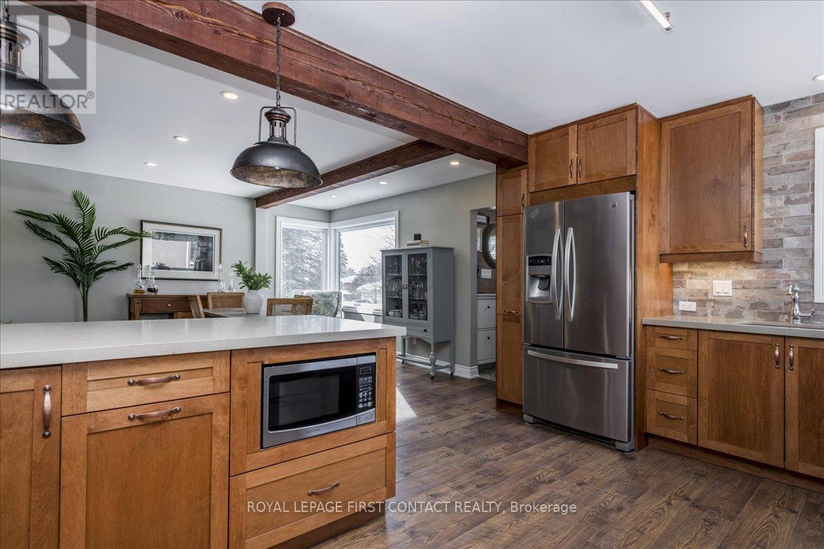 












159 CODRINGTON STREET

,
Barrie,




Ontario
L4M1R9

