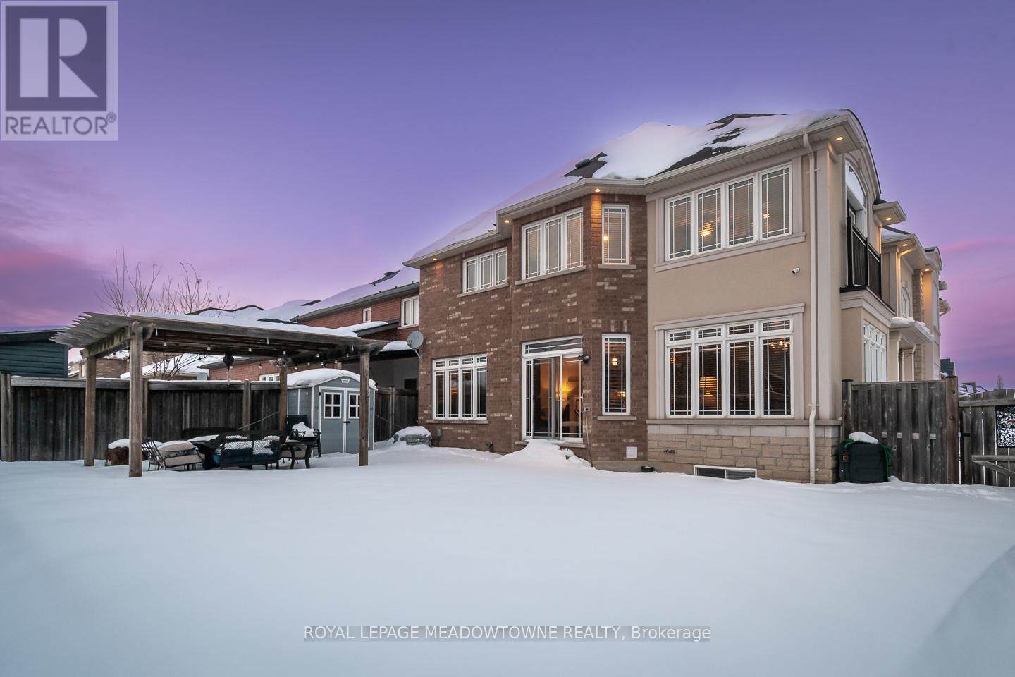 












700 SERAFINI CRESCENT

,
Milton,




Ontario
L9T7P4

