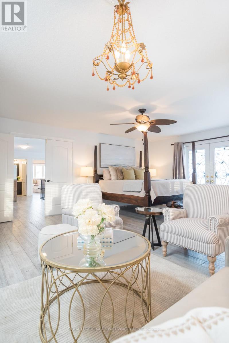 












700 SERAFINI CRESCENT

,
Milton,




Ontario
L9T7P4

