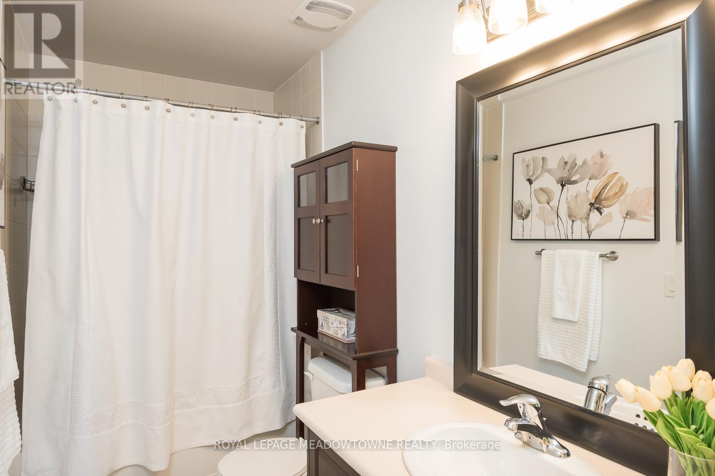 












700 SERAFINI CRESCENT

,
Milton,




Ontario
L9T7P4

