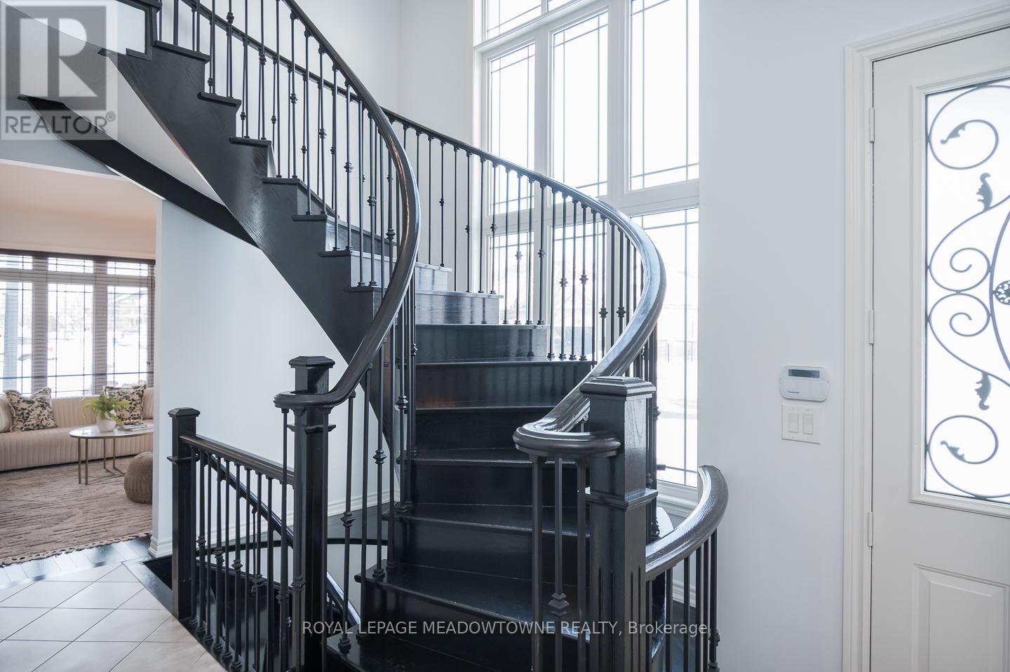 












700 SERAFINI CRESCENT

,
Milton,




Ontario
L9T7P4

