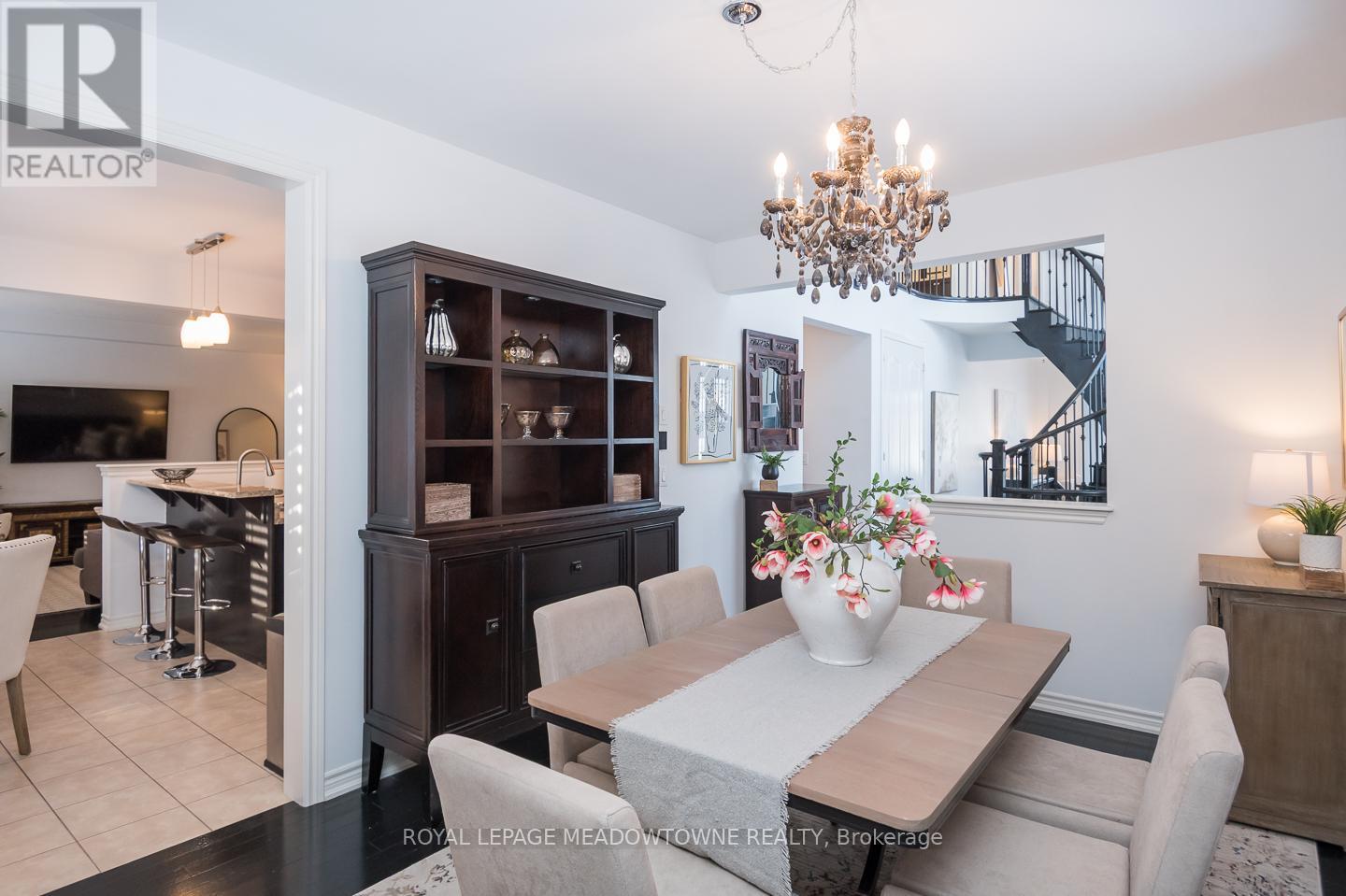 












700 SERAFINI CRESCENT

,
Milton,




Ontario
L9T7P4

