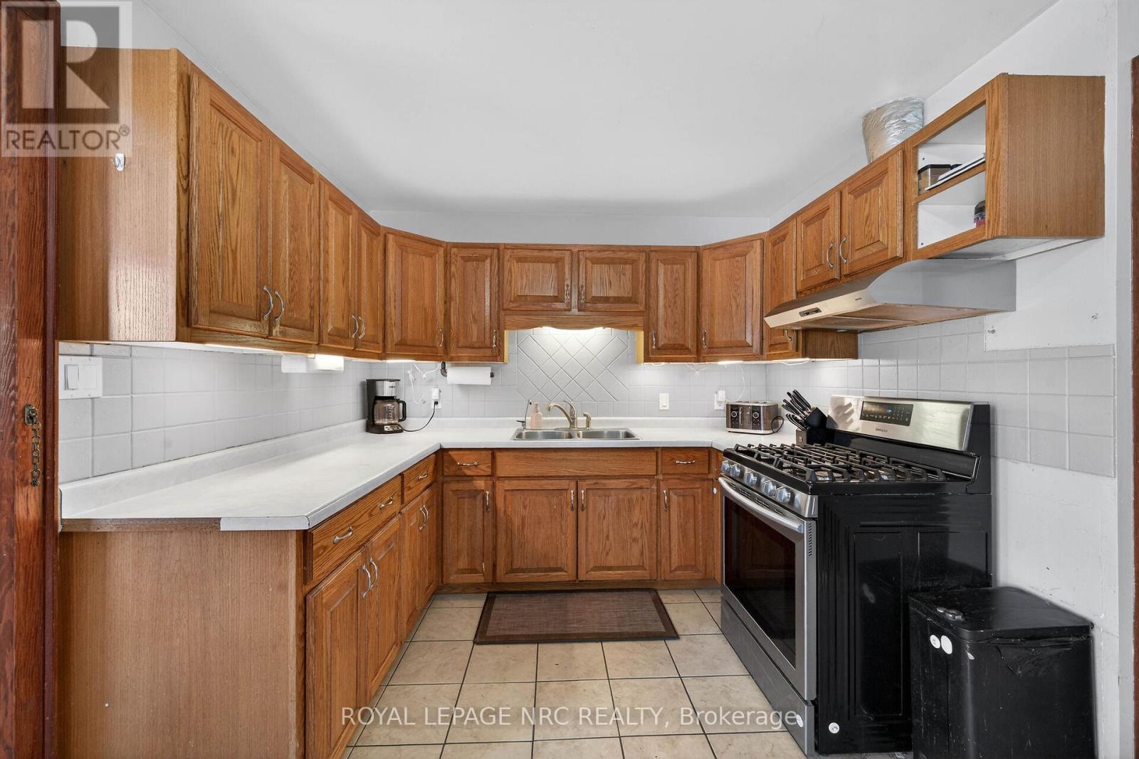 












41937 FEEDER ROAD E

,
Wainfleet,




Ontario
L0S1V0

