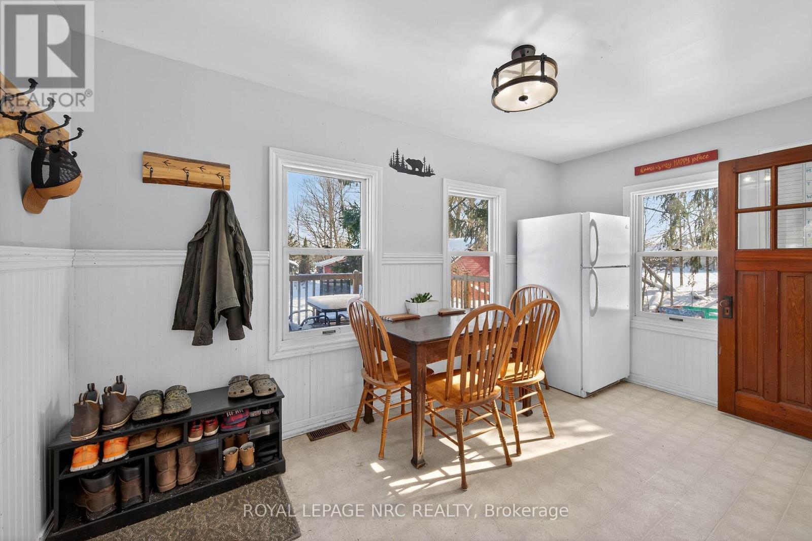 












41937 FEEDER ROAD E

,
Wainfleet,




Ontario
L0S1V0

