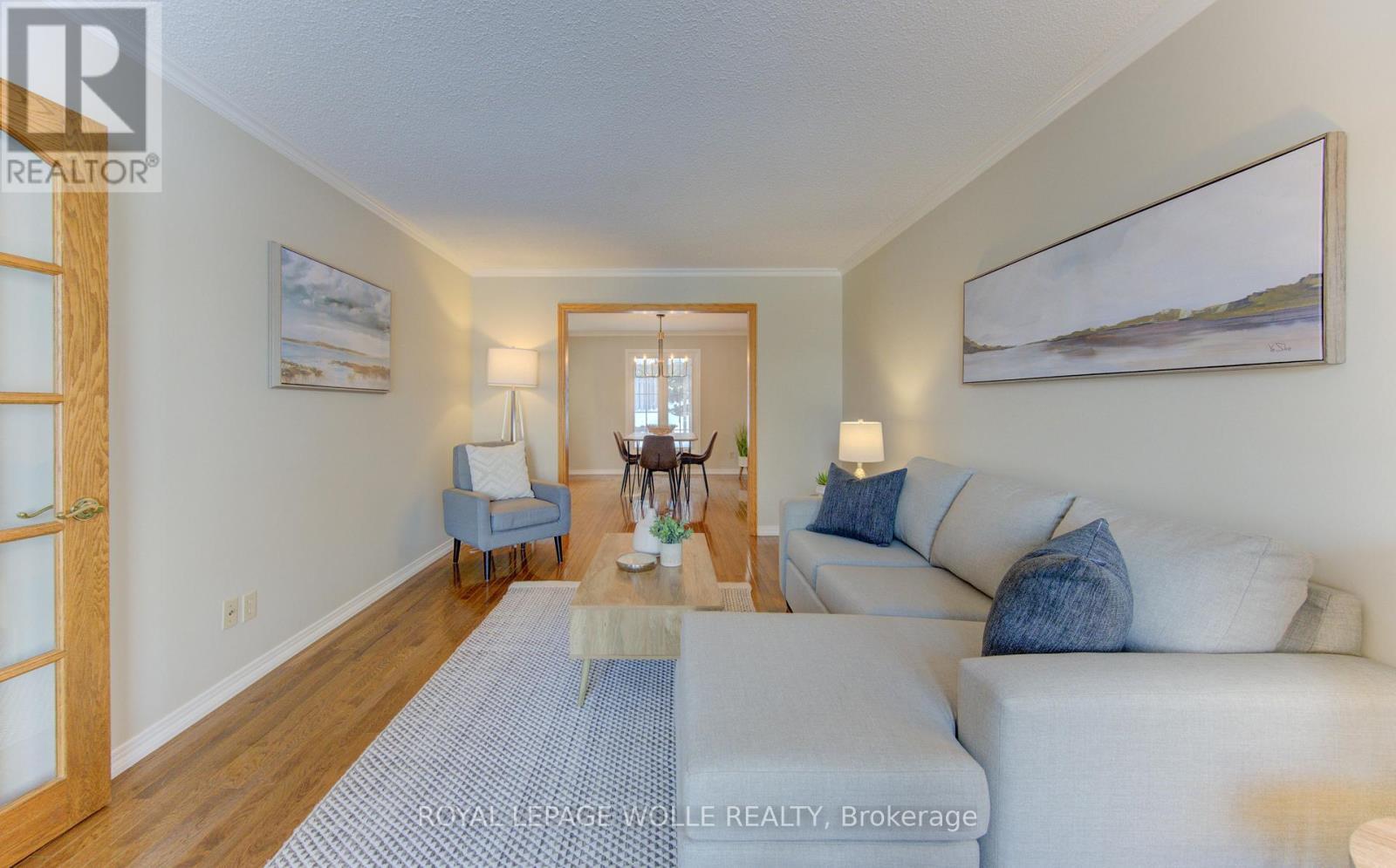 












21 SANDCLIFFE PLACE

,
Waterloo,




Ontario
N2T1A8

