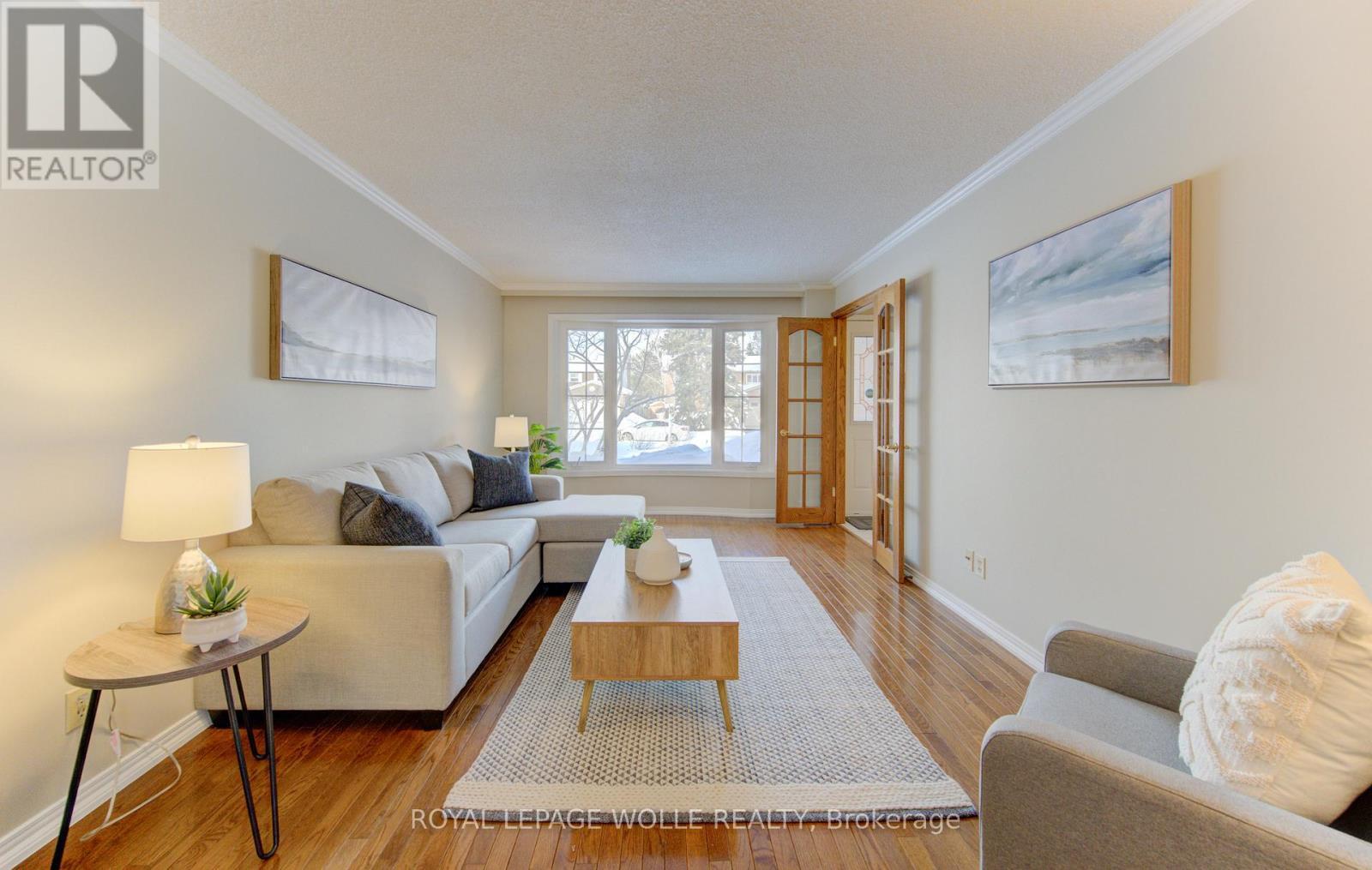 












21 SANDCLIFFE PLACE

,
Waterloo,




Ontario
N2T1A8

